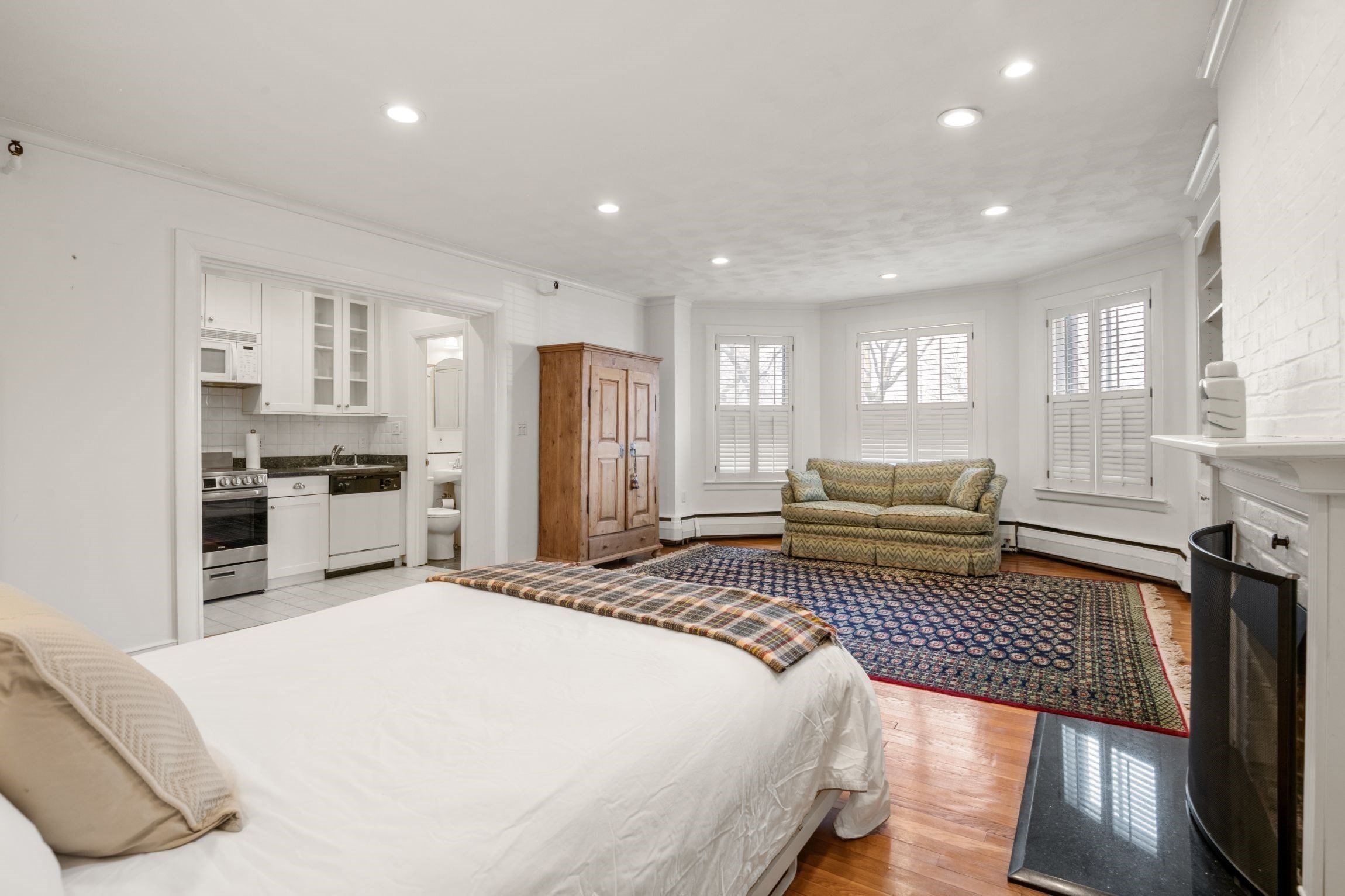 236 Beacon St Unit 1E, Back Bay, Boston, MA 02116 - Image 2