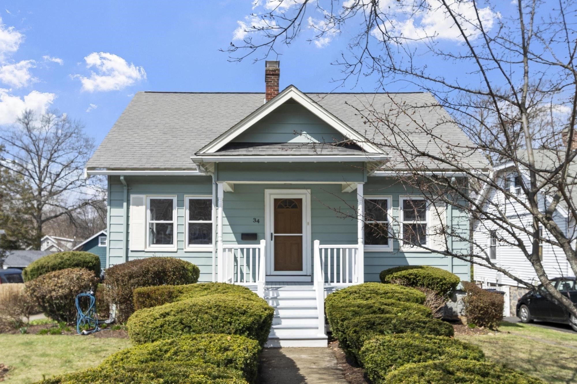 34 Addington Rd, West Roxbury, Boston, MA 02132