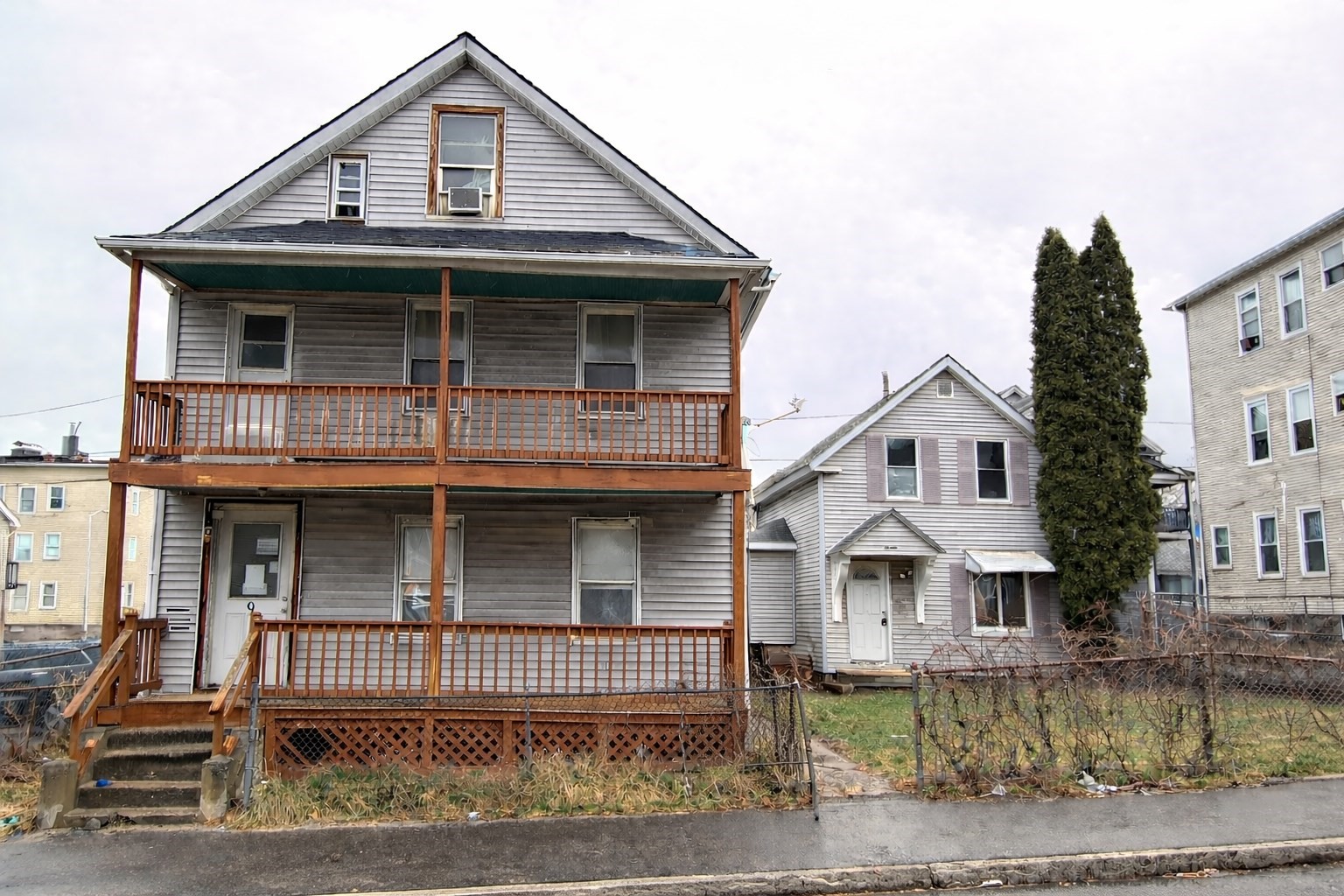 9 Barclay St, Worcester, MA 01604