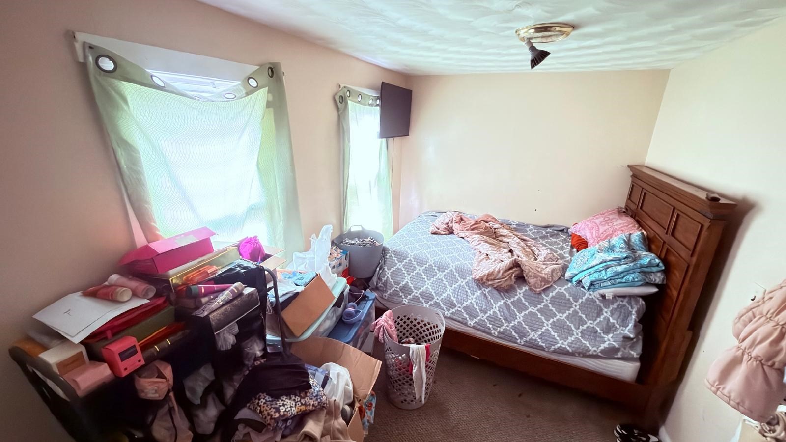 9 Barclay St, Worcester, MA 01604 - Image 8