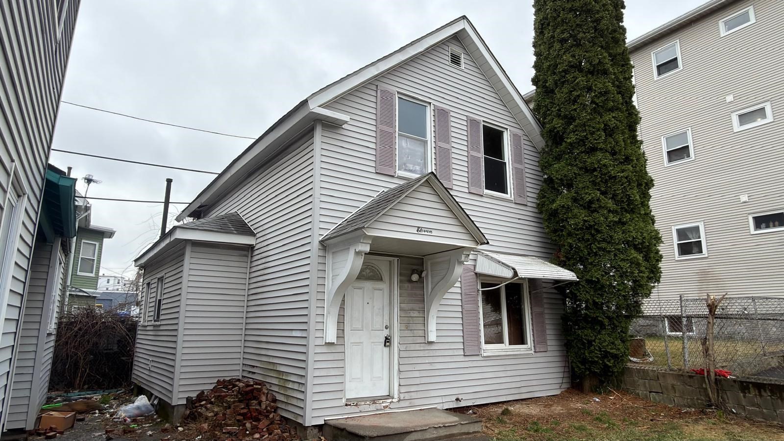 9 Barclay St, Worcester, MA 01604 - Image 9