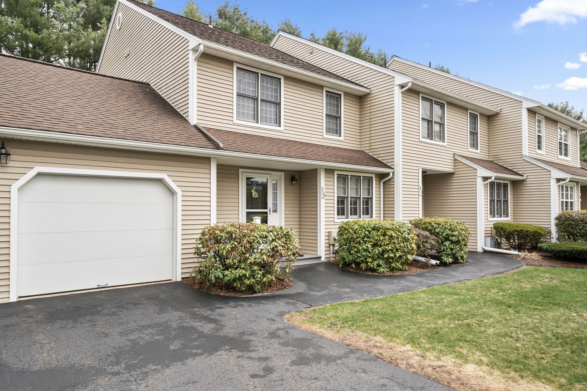 15 Godfrey Ln Unit 15, Milford, MA 01757