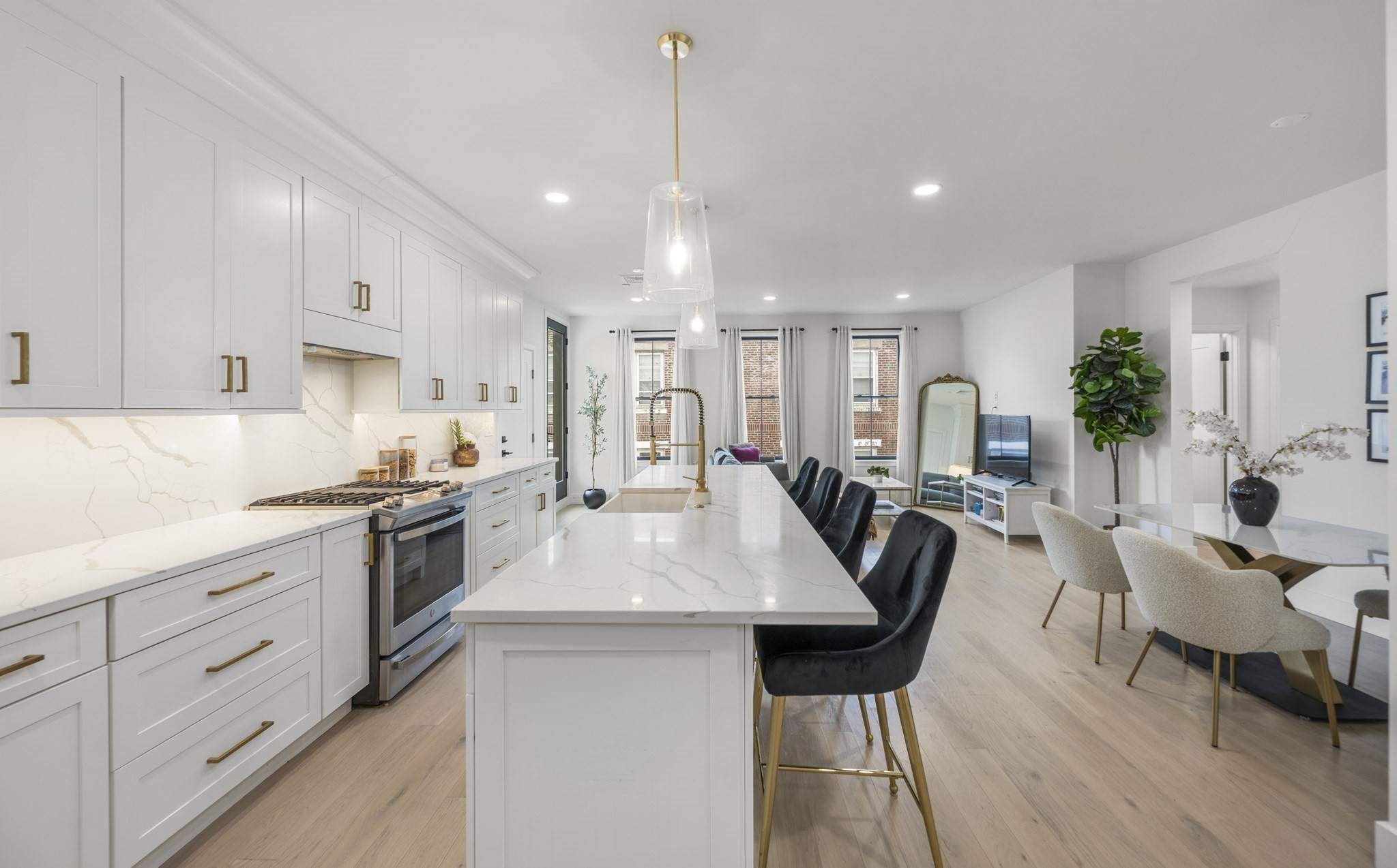 839 Saratoga St Unit 3, East Boston, Boston, MA 02128