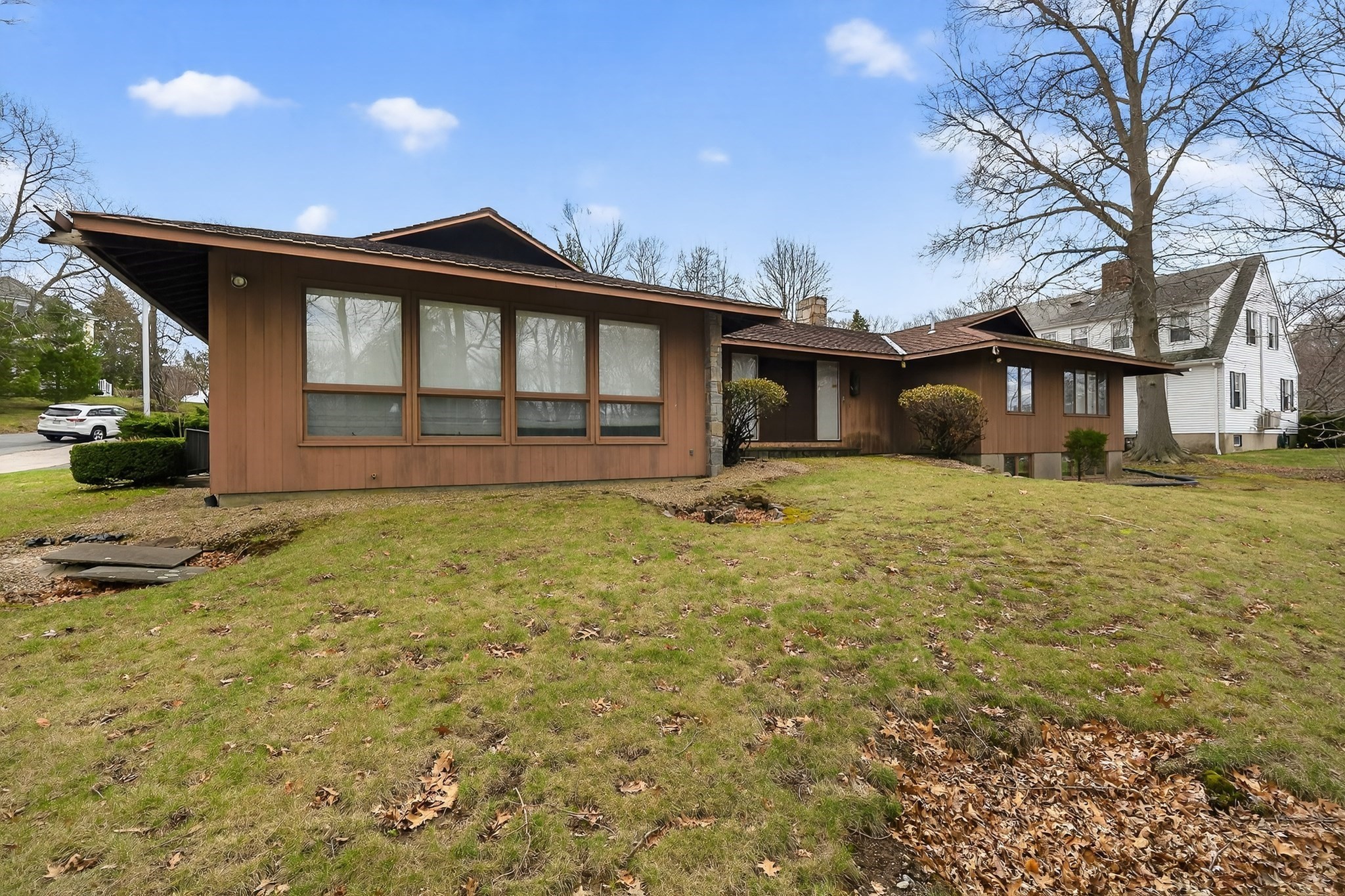 312 Adams St, Quincy, MA 02169