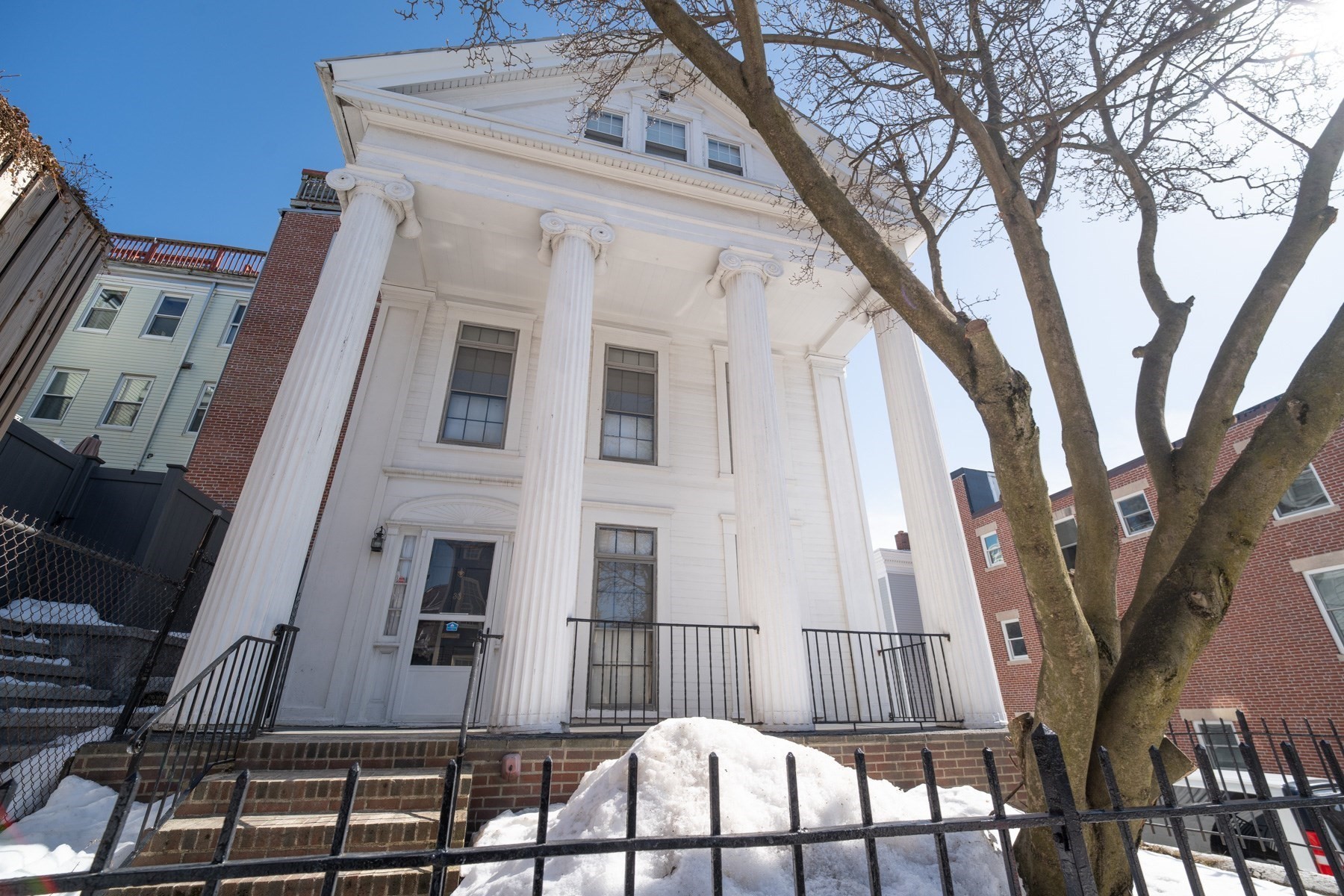 33 Cordis Street, Charlestown, Boston, MA 02129