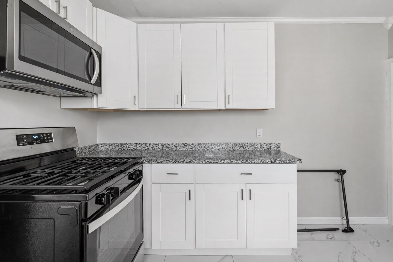 28 Borden St, New Bedford, MA 02740 - Image 11