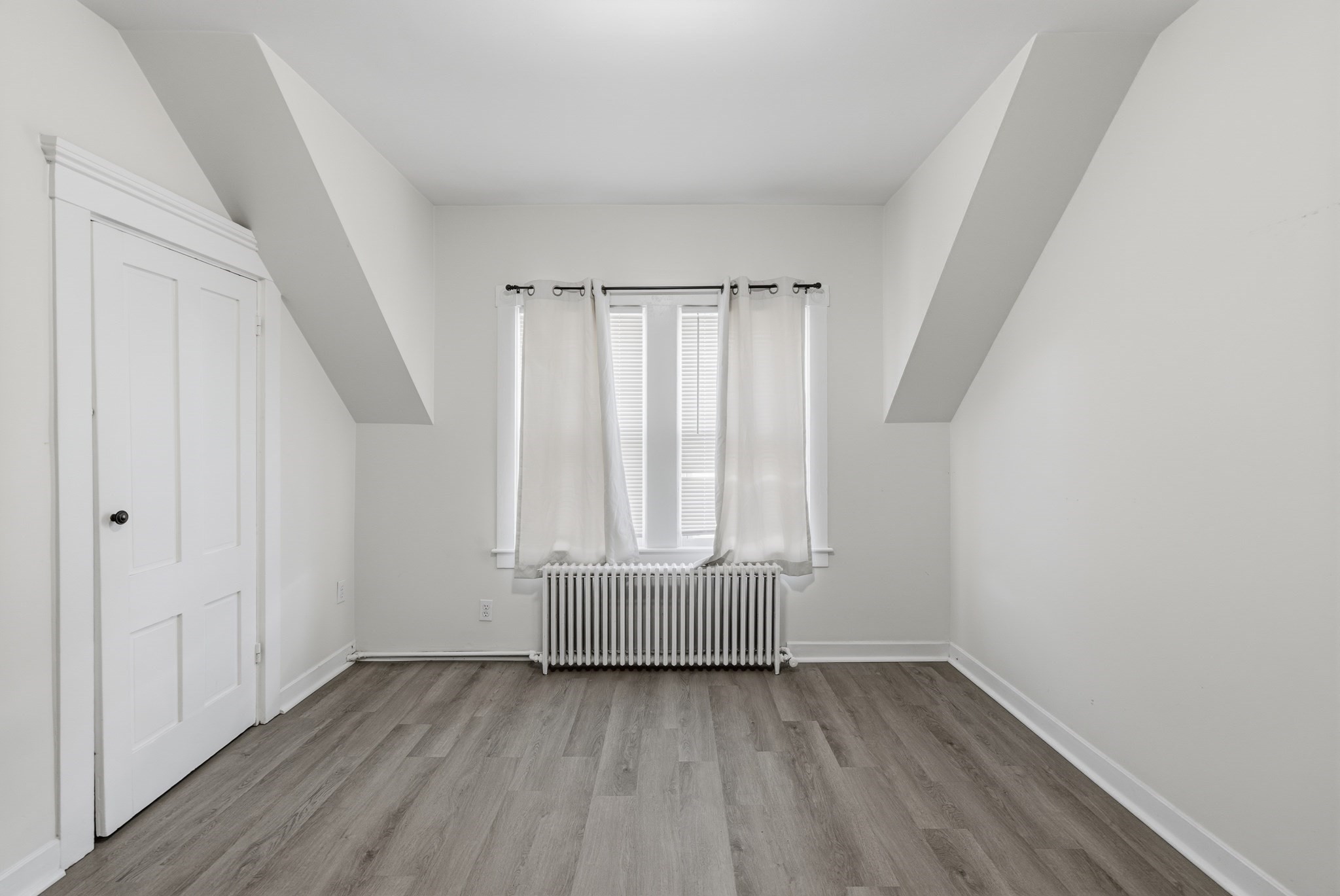 28 Borden St, New Bedford, MA 02740 - Image 23