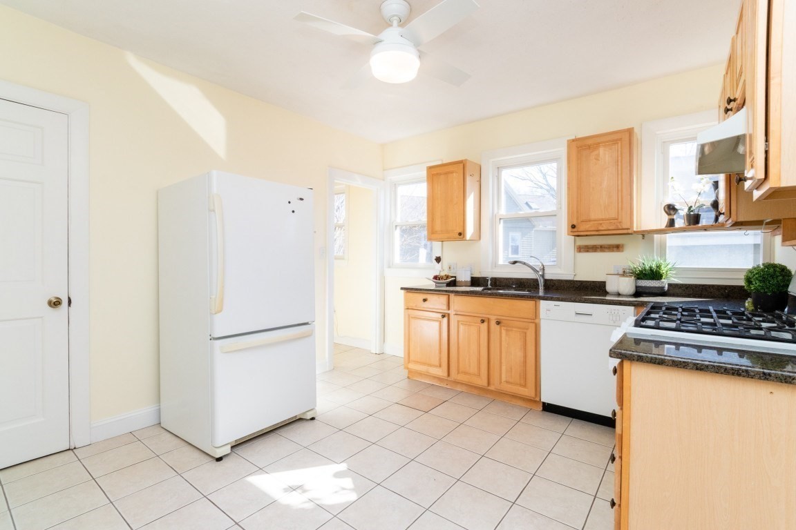23 Wenham St Unit 2, Jamaica Plain, Boston, MA 02130 - Image 11