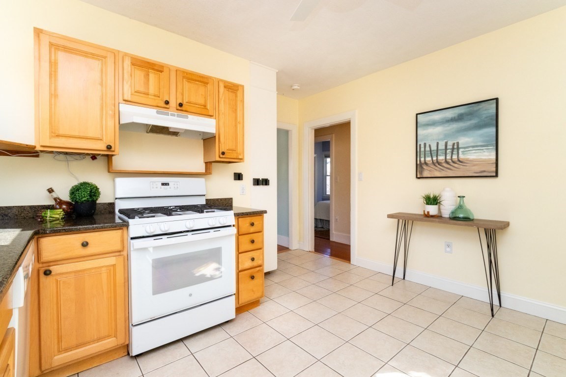 23 Wenham St Unit 2, Jamaica Plain, Boston, MA 02130 - Image 9