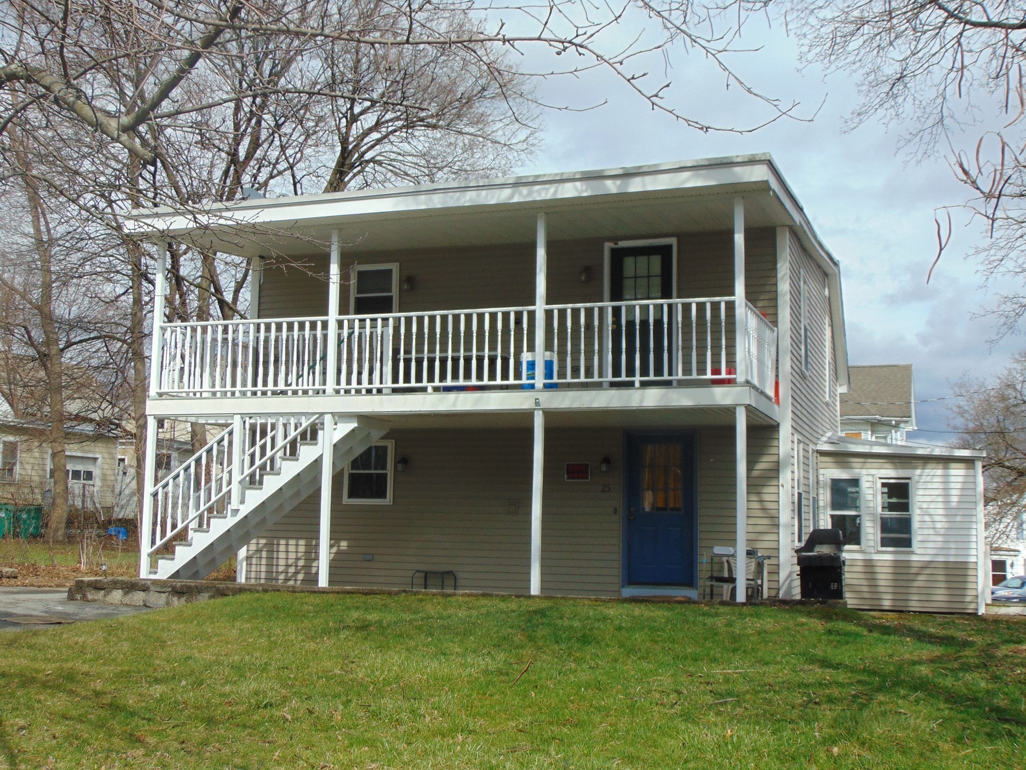 25 Brier Street, Fitchburg, MA 01420