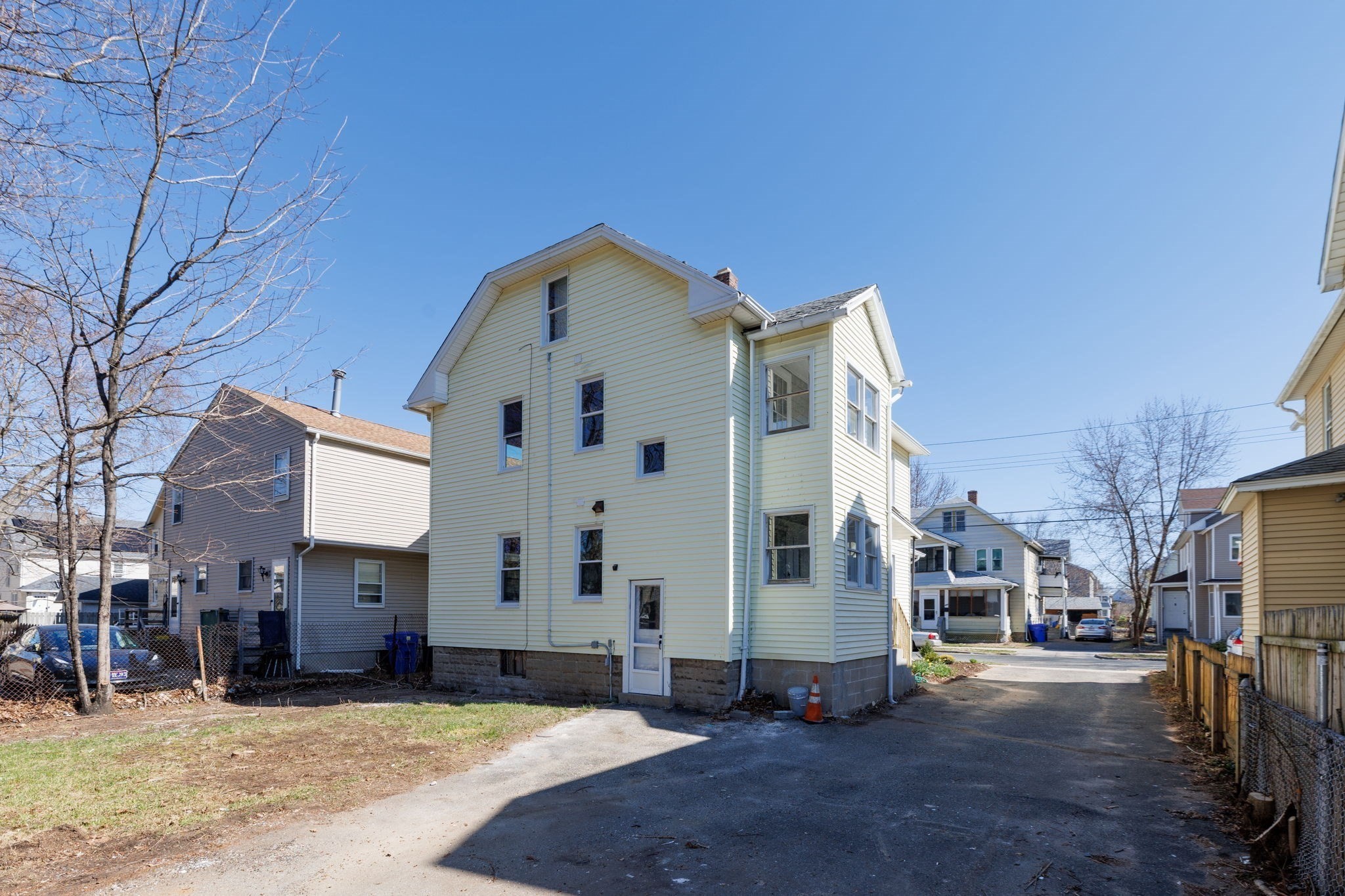 242 Commonwealth Avenue, Springfield, MA 01108 - Image 33