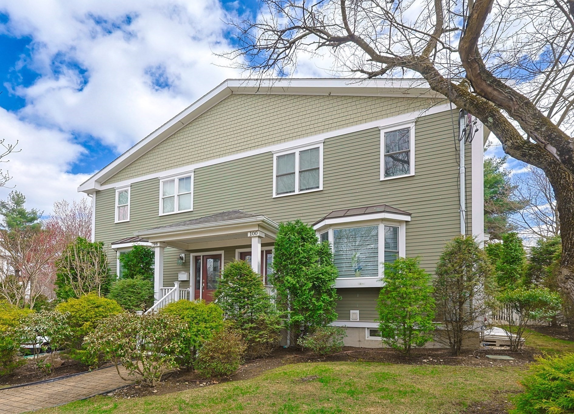 98 Lexington Street Unit 100, Newton, MA 02466