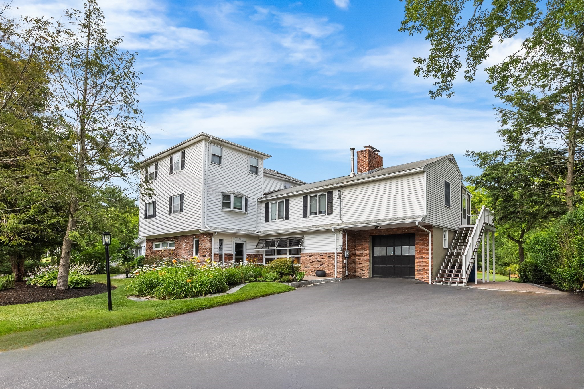 409 Haverhill St, Reading, MA 01867 - Image 2