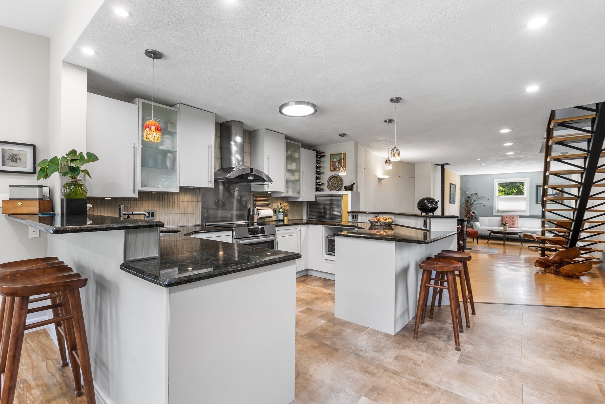 409 Haverhill St, Reading, MA 01867 - Image 10