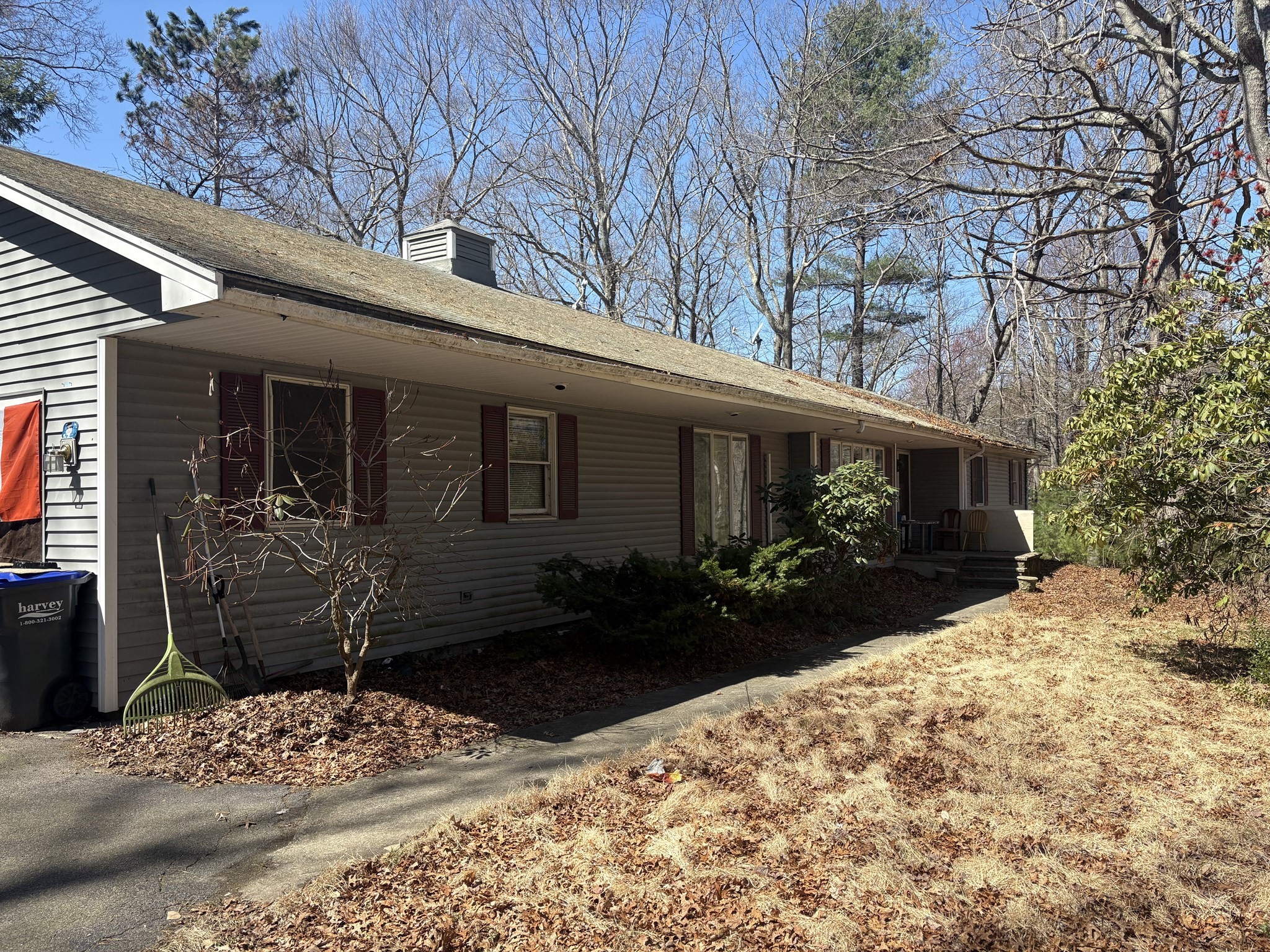 12 Hancock St, Plainville, MA 02762