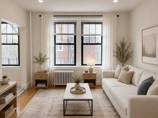 189 Chestnut Hill Ave, Apt 14