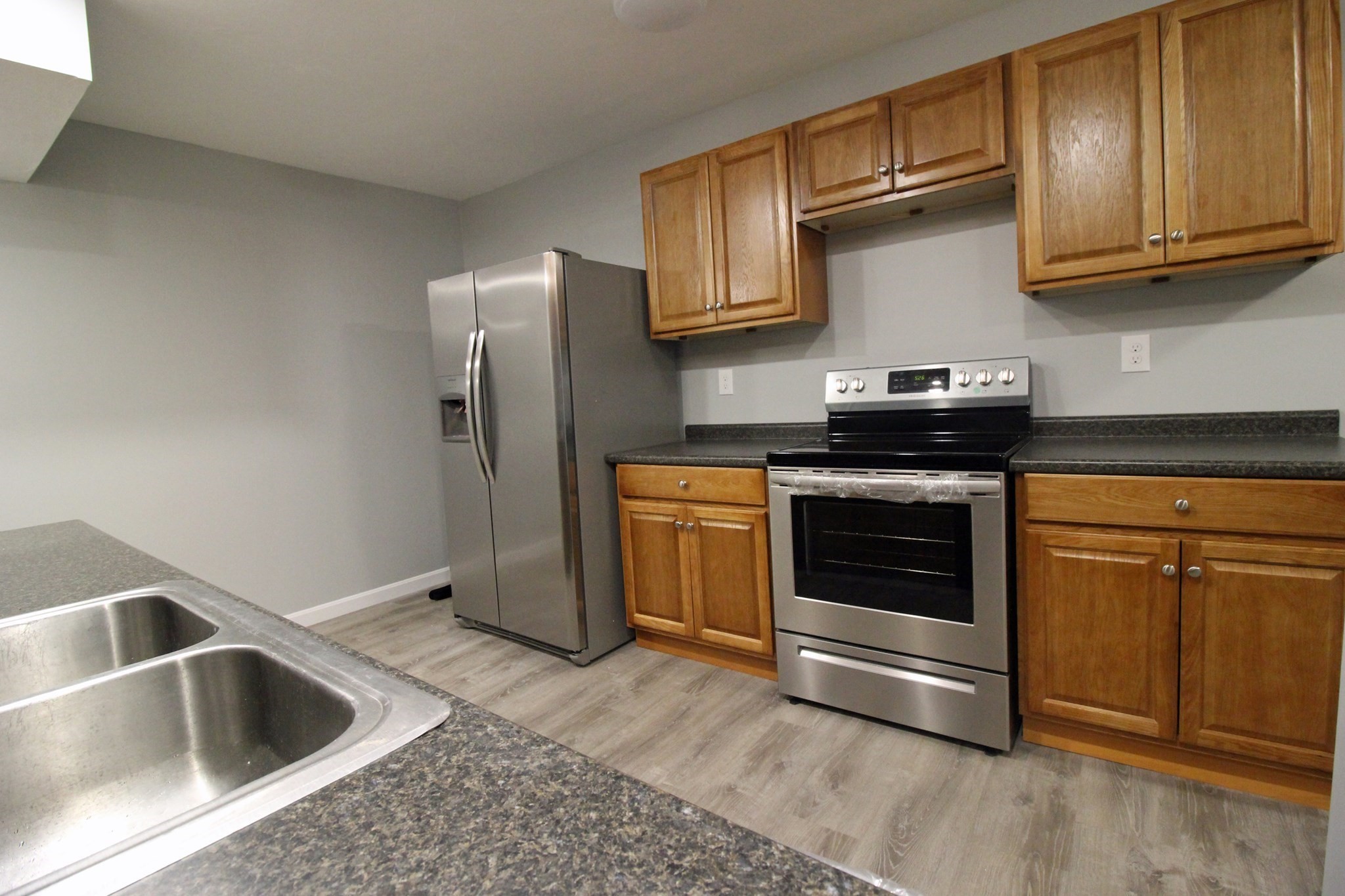 125 Grove St, Clinton, MA 01510 - Image 22