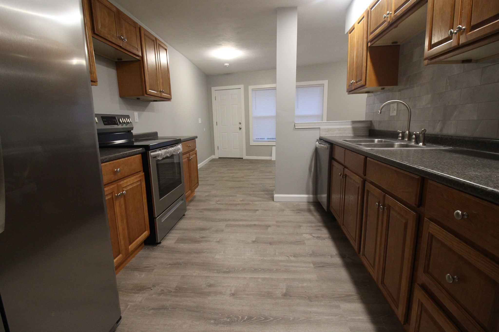 125 Grove St, Clinton, MA 01510 - Image 25