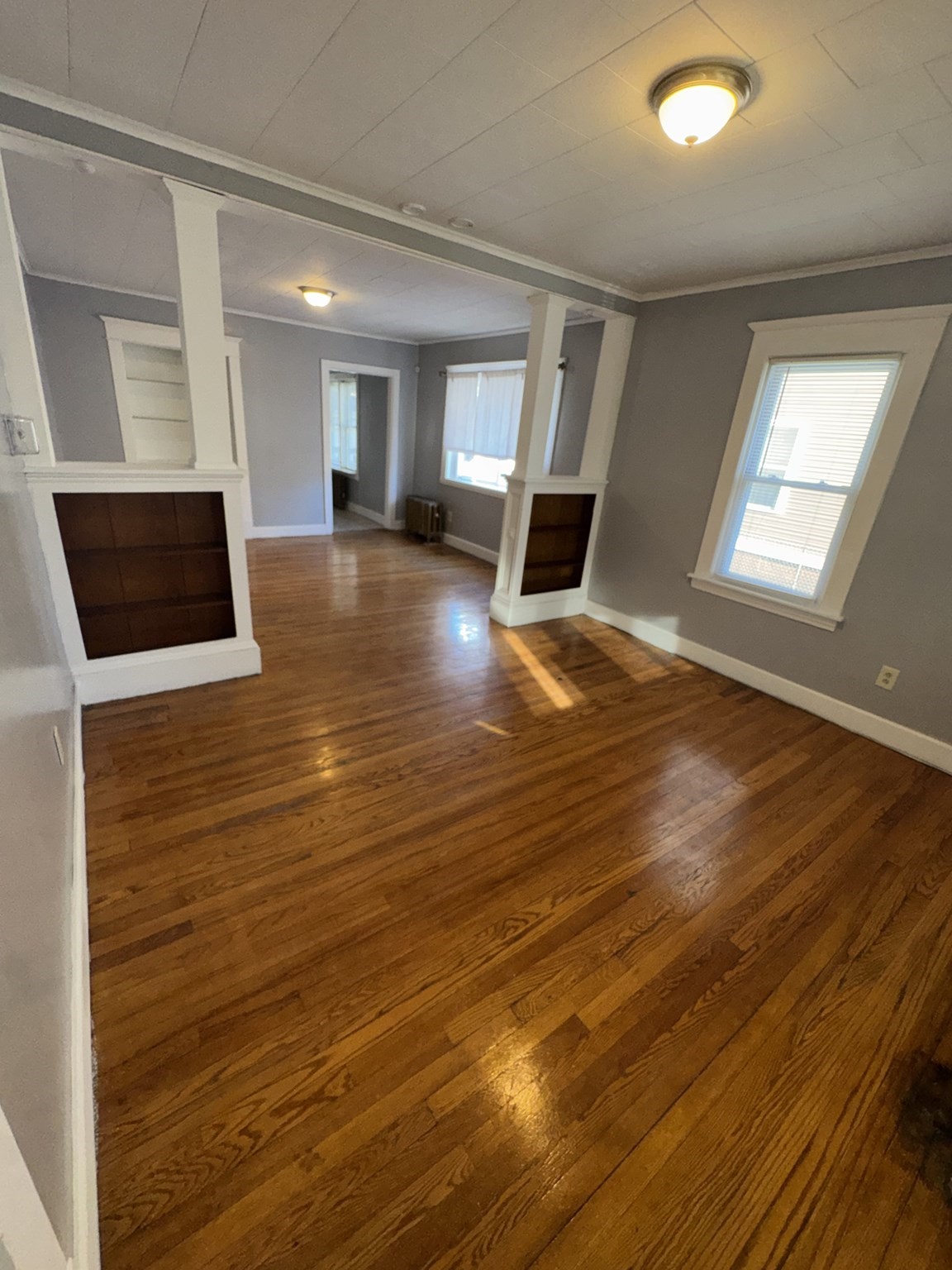 37 Dawes St, Springfield, MA 01109 - Image 2