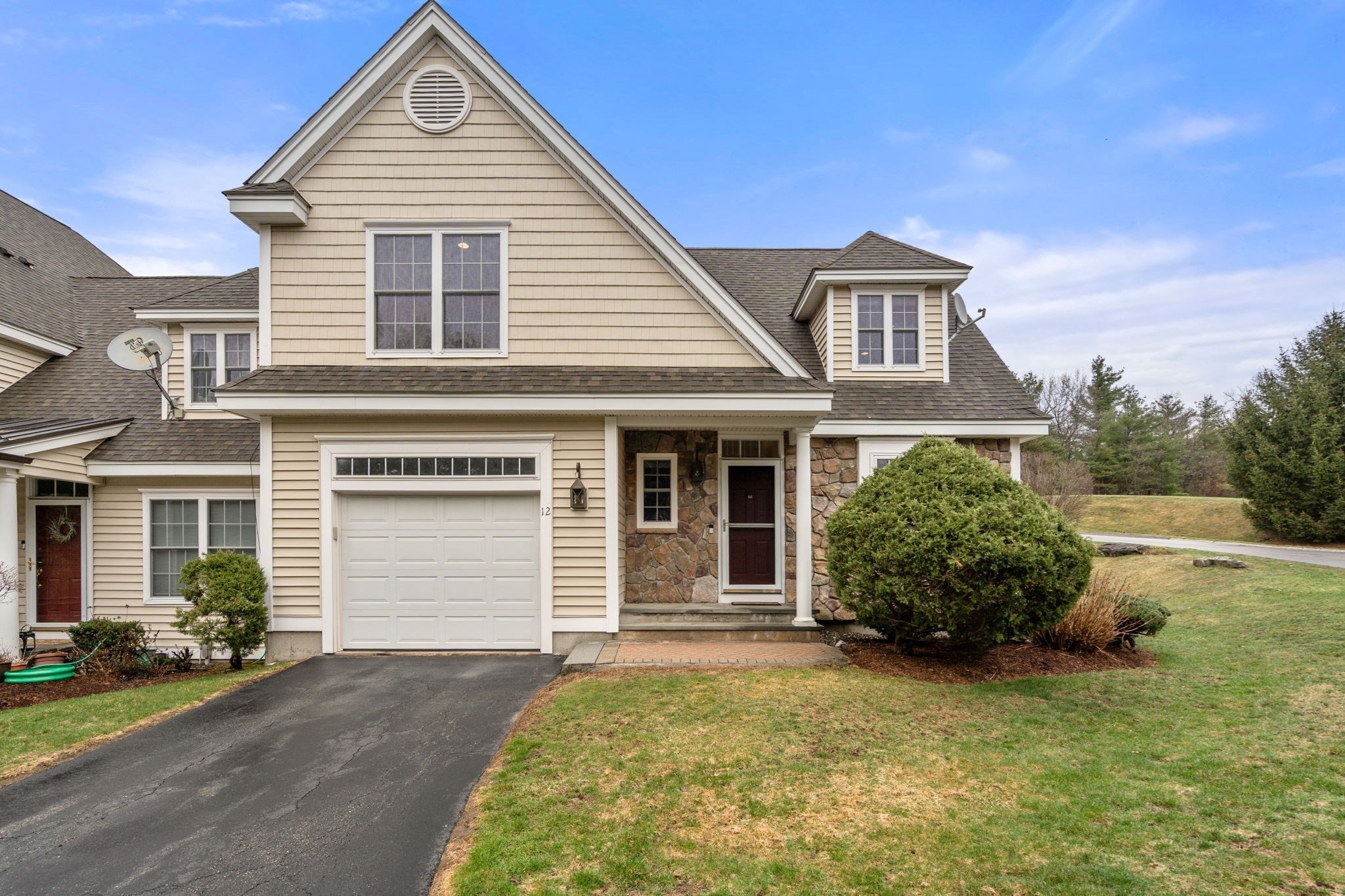 12 Meyer Hill Drive Unit 12, Acton, MA 01720