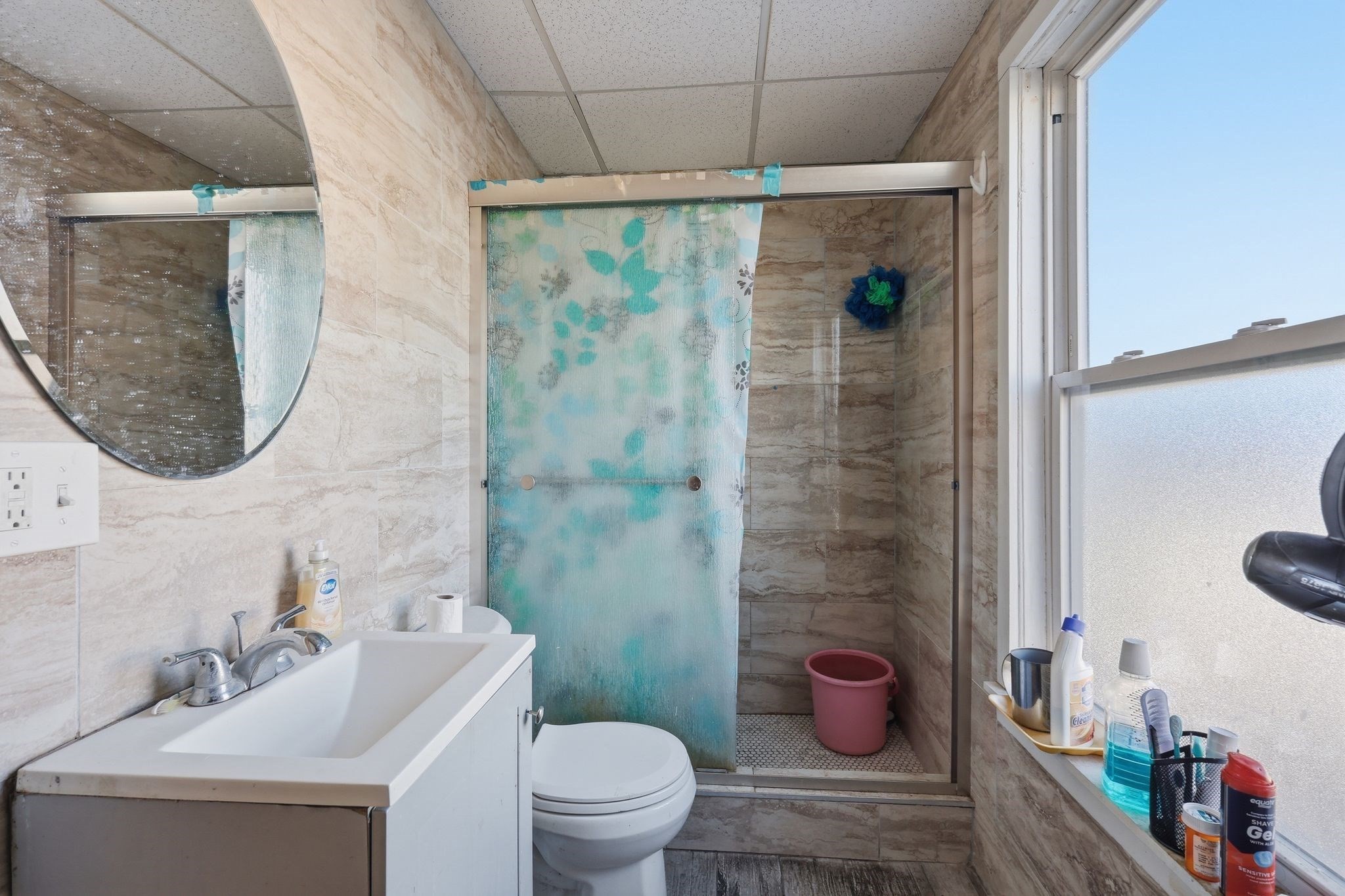 8 Lowell St, Worcester, MA 01603 - Image 17