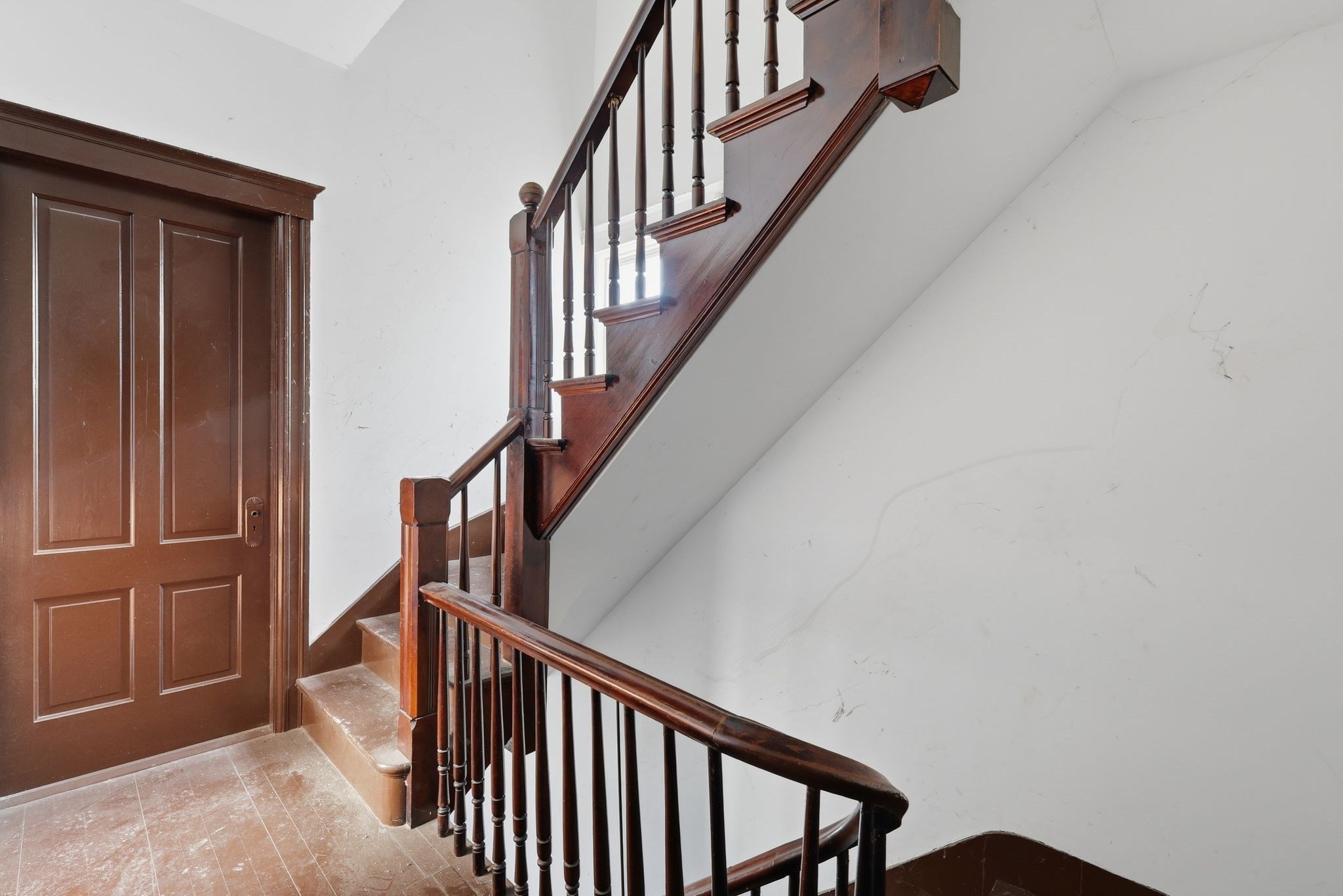 8 Lowell St, Worcester, MA 01603 - Image 22