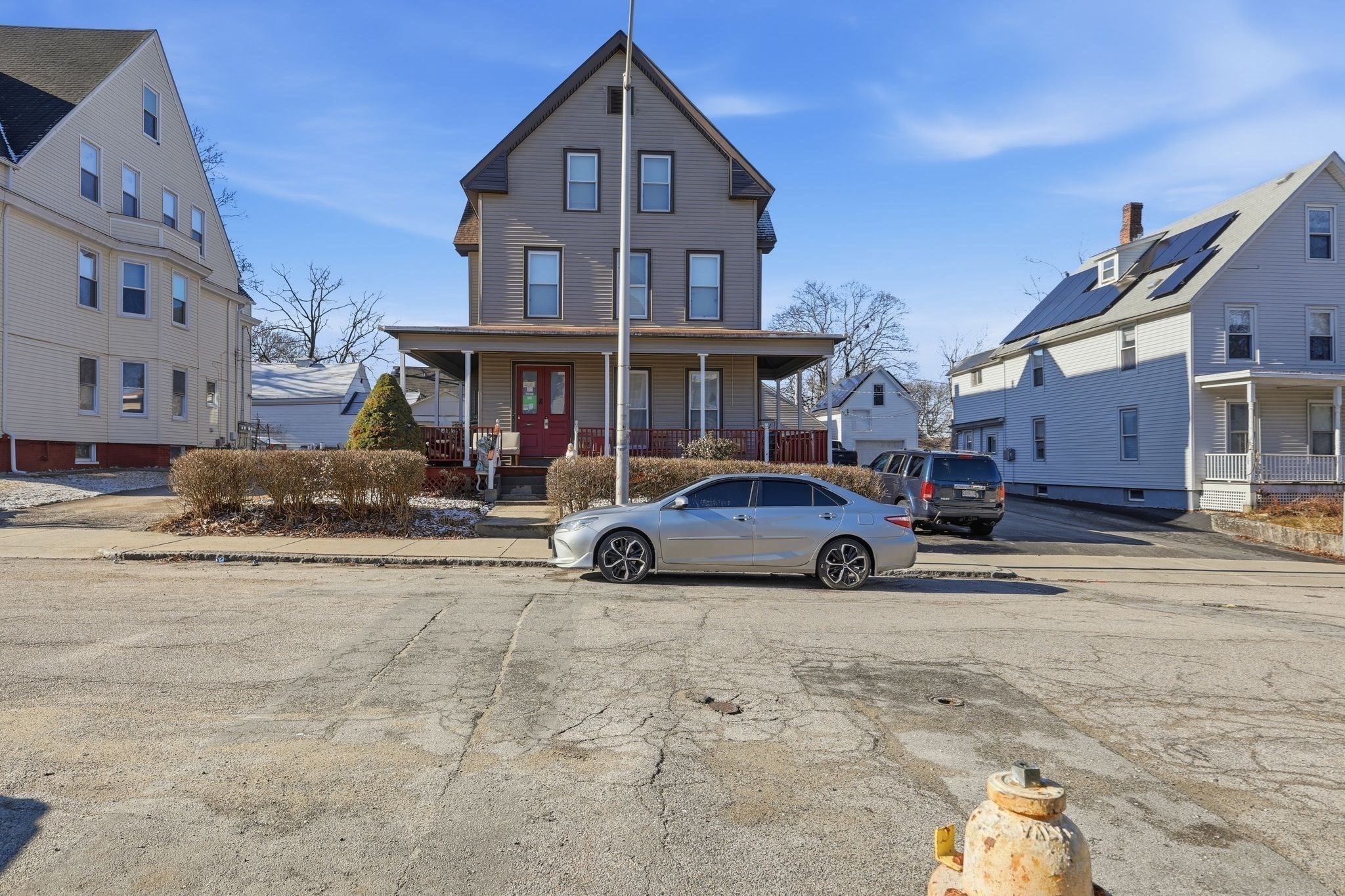 8 Lowell St, Worcester, MA 01603 - Image 27