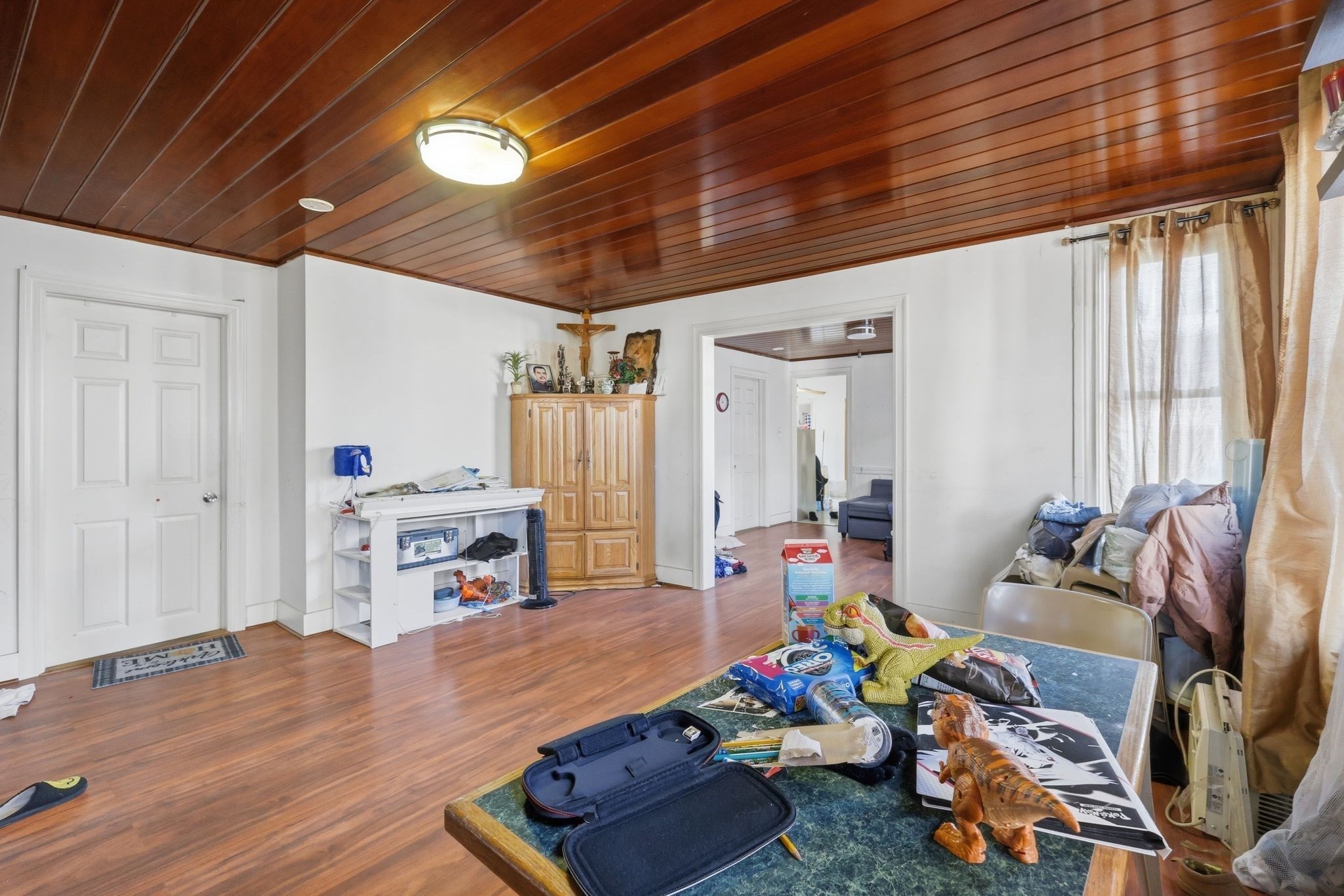 8 Lowell St, Worcester, MA 01603 - Image 4