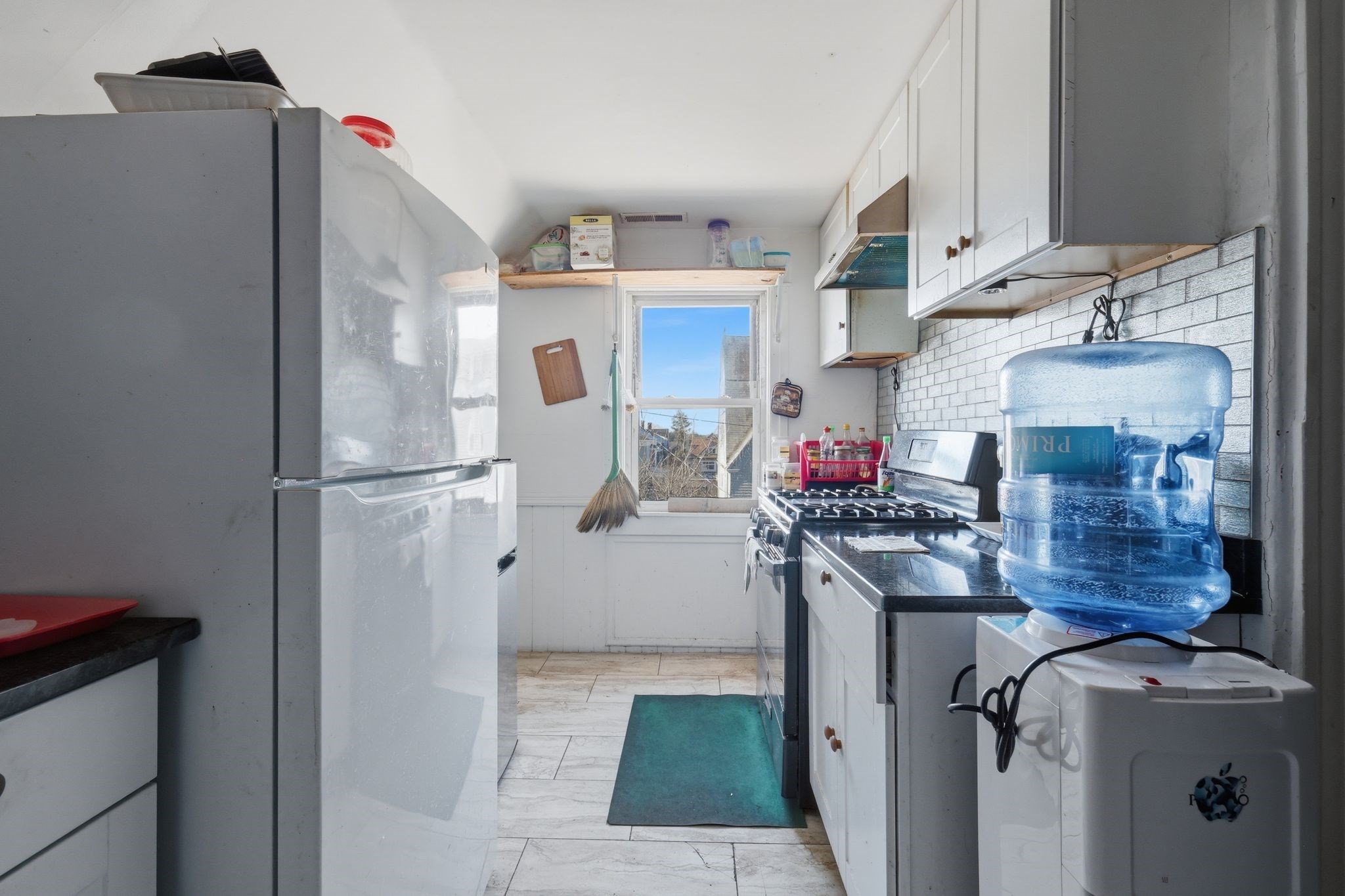 8 Lowell St, Worcester, MA 01603 - Image 32