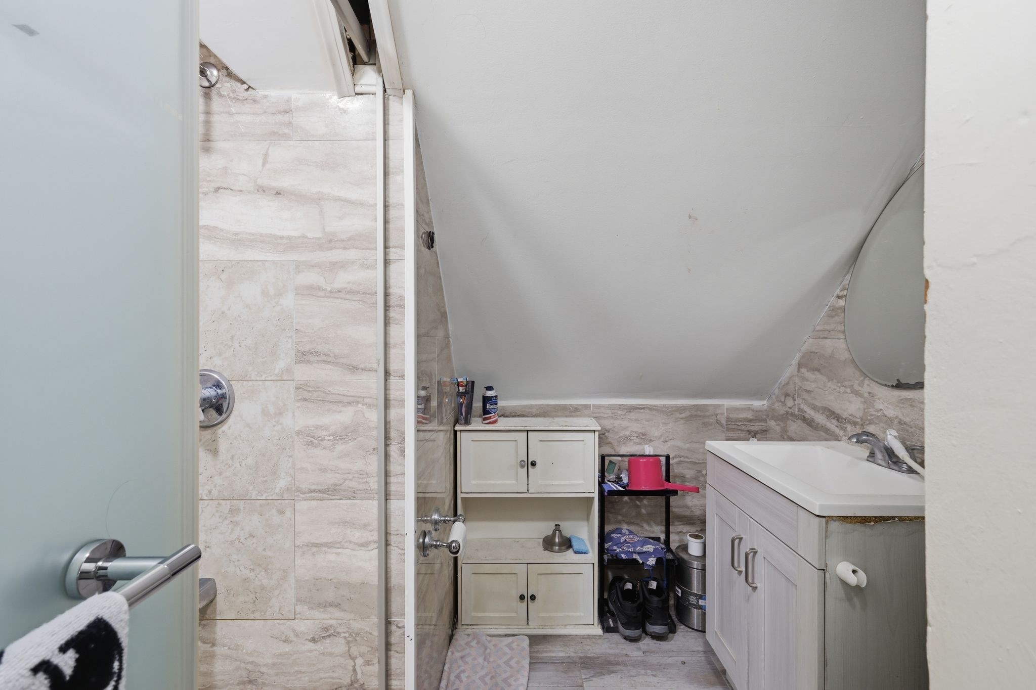 8 Lowell St, Worcester, MA 01603 - Image 37