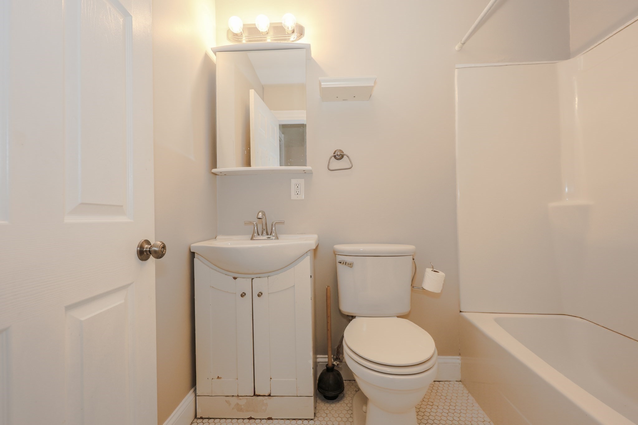 64 Bremen St, East Boston, Boston, MA 02128 - Image 8