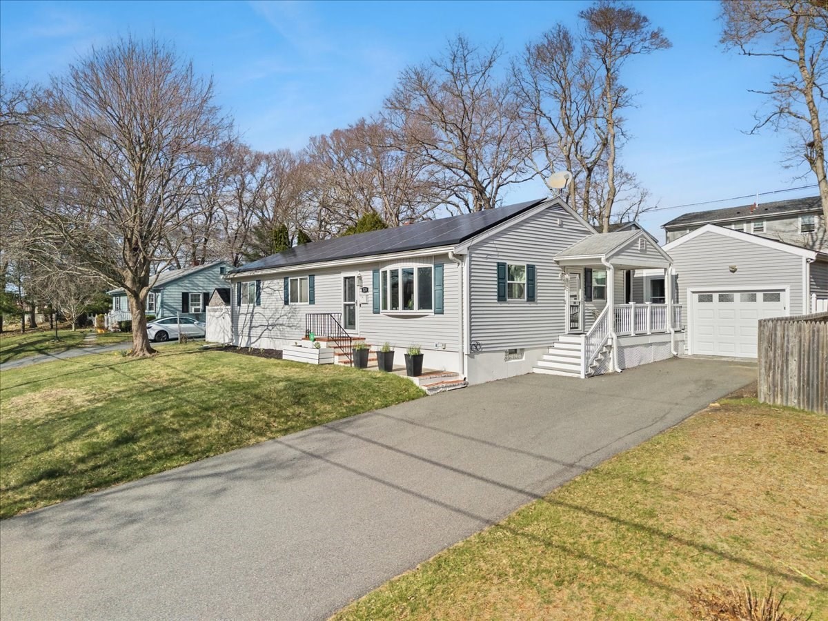220 Worcester St, New Bedford, MA 02745