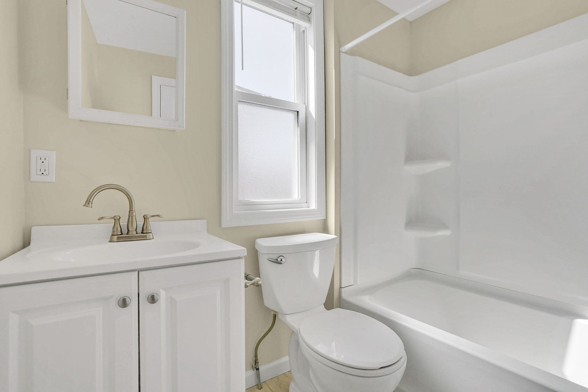 748 Grattan Street, Chicopee, MA 01013 - Image 13