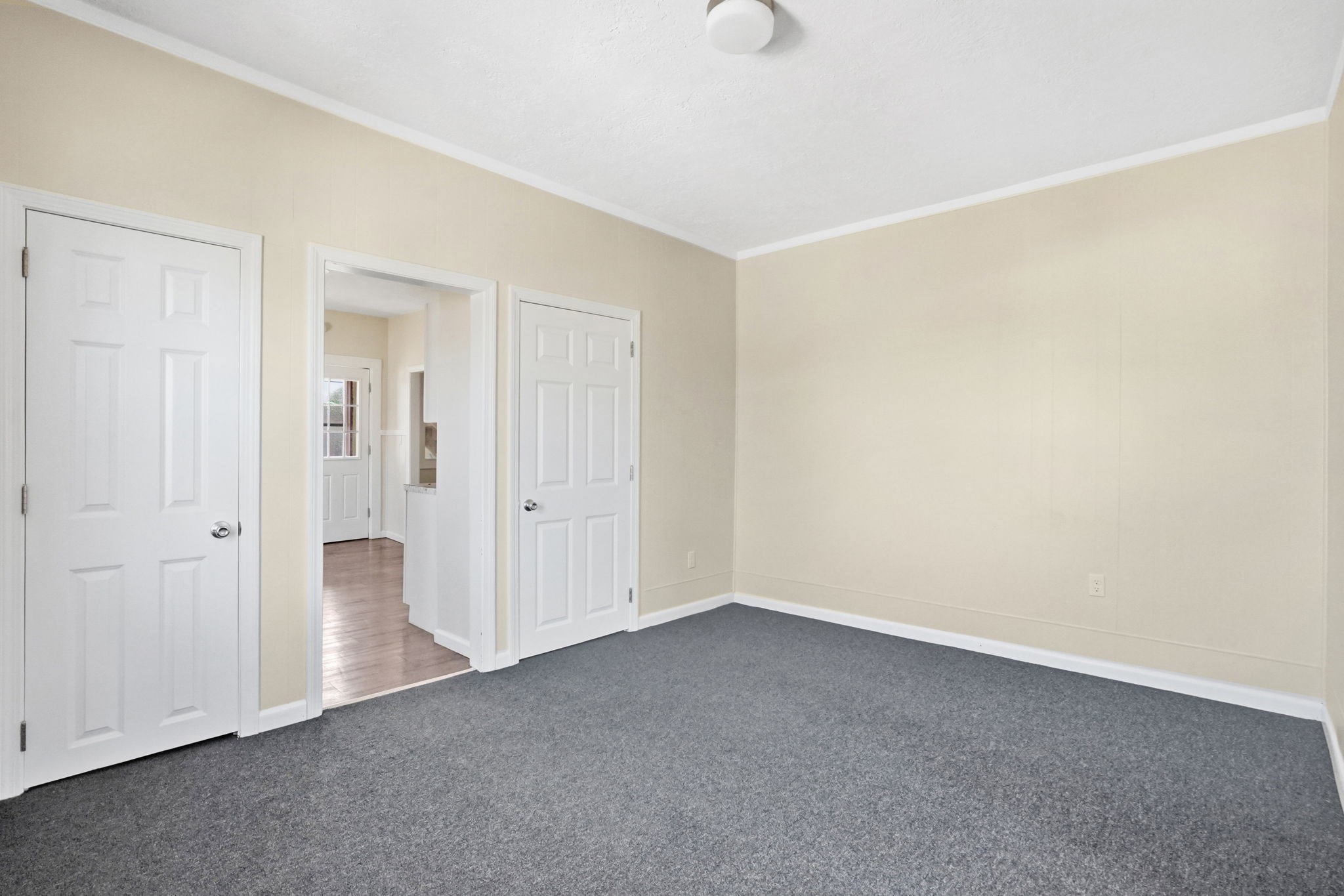 748 Grattan Street, Chicopee, MA 01013 - Image 15