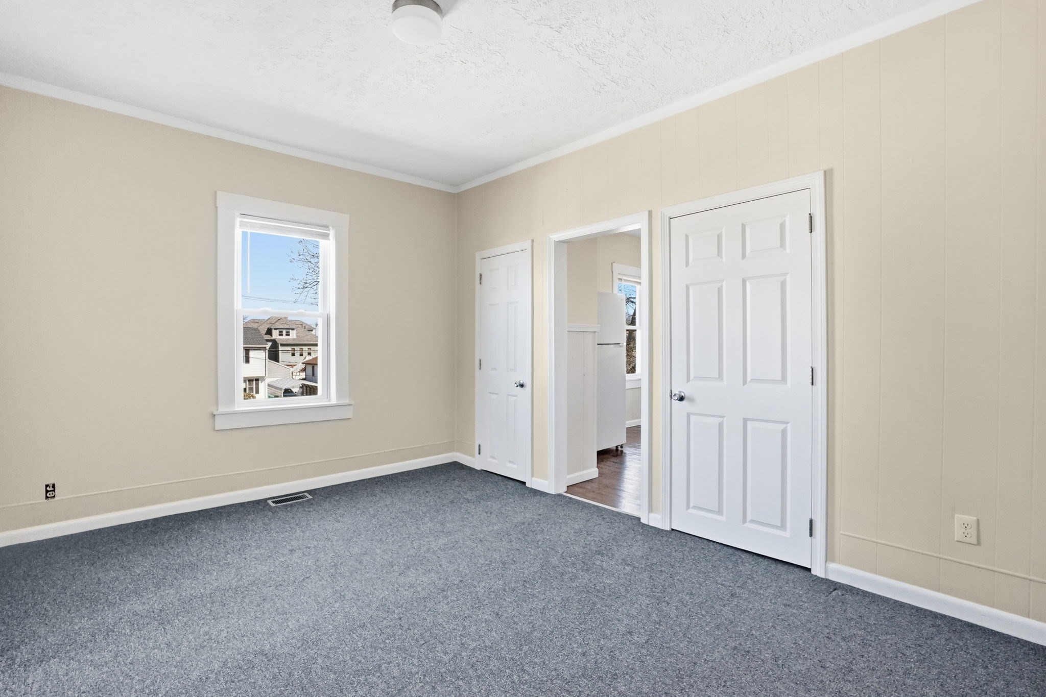 748 Grattan Street, Chicopee, MA 01013 - Image 16
