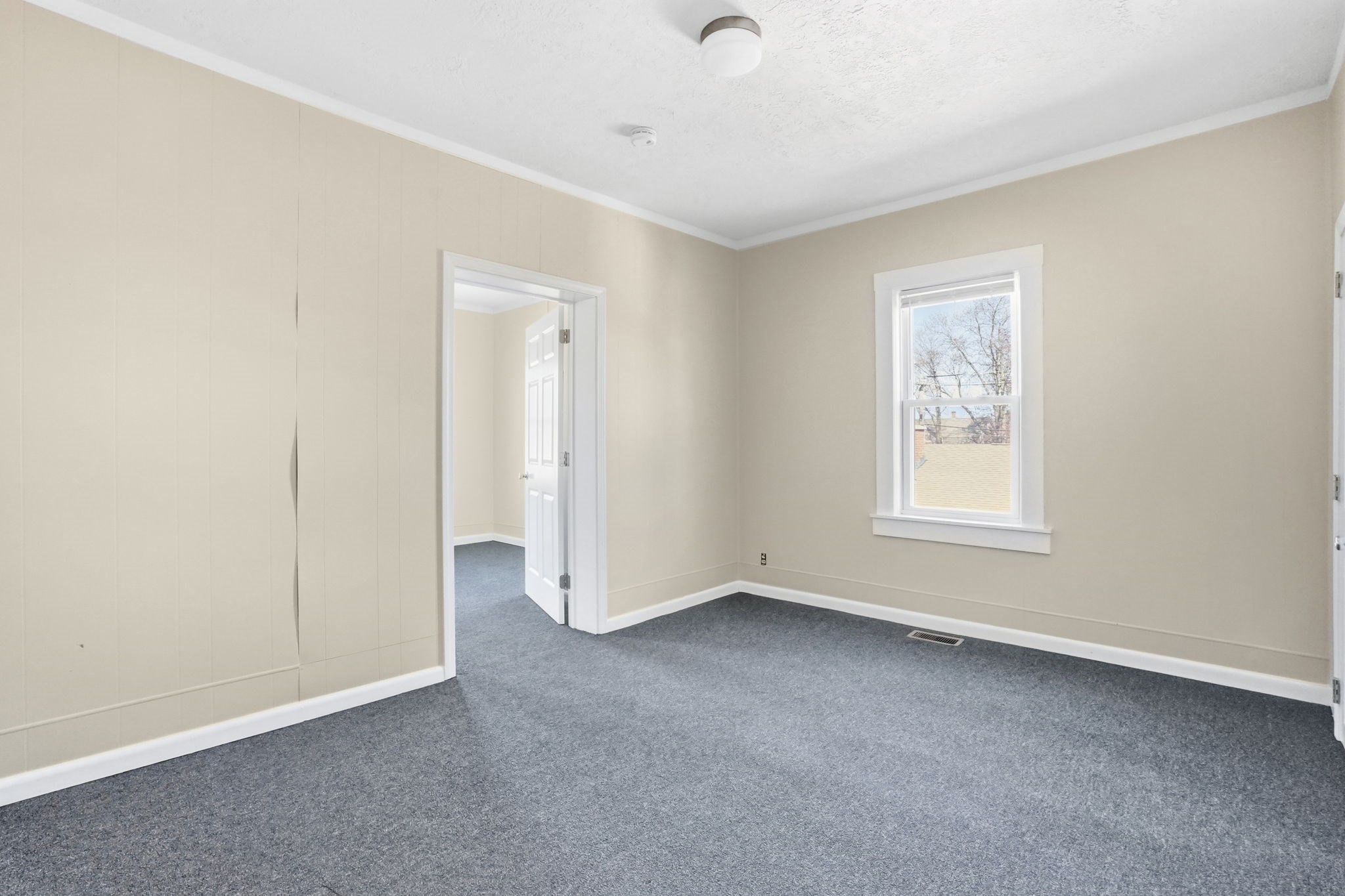 748 Grattan Street, Chicopee, MA 01013 - Image 17