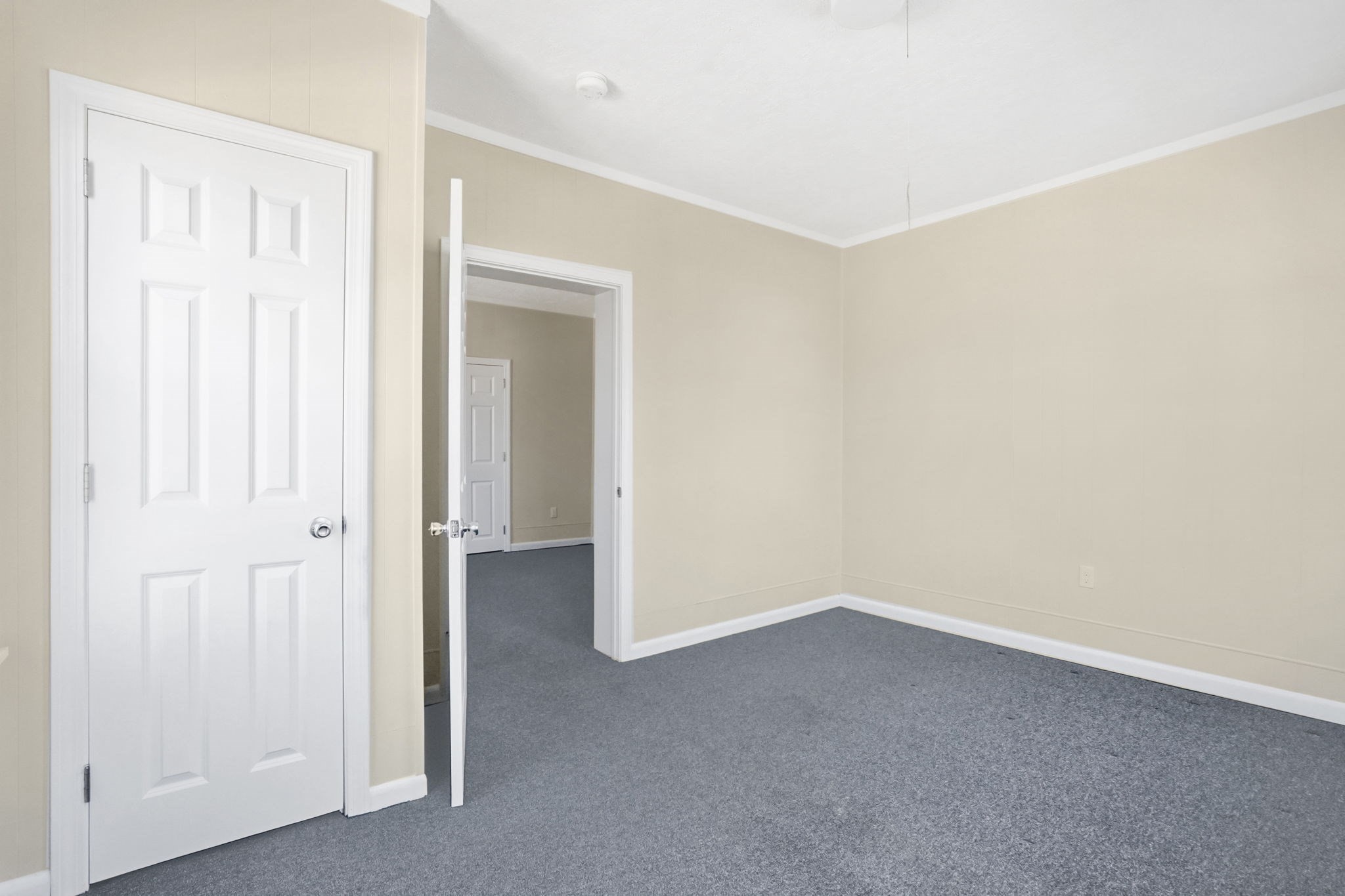 748 Grattan Street, Chicopee, MA 01013 - Image 19