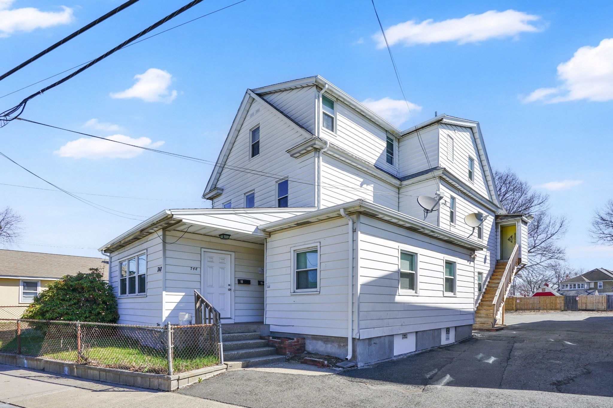 748 Grattan Street, Chicopee, MA 01013 - Image 21