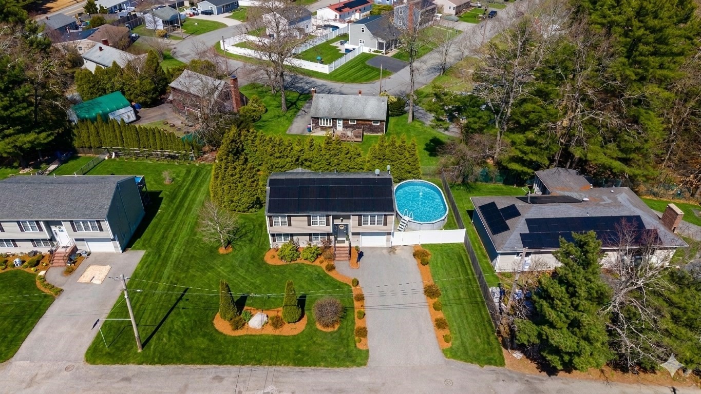 35 Avery St, New Bedford, MA 02745