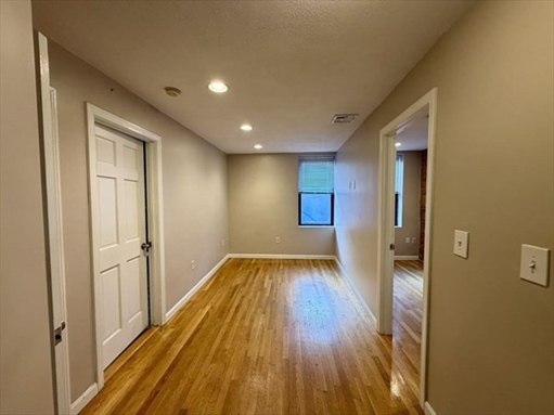 65 hemenway st, Apt 6