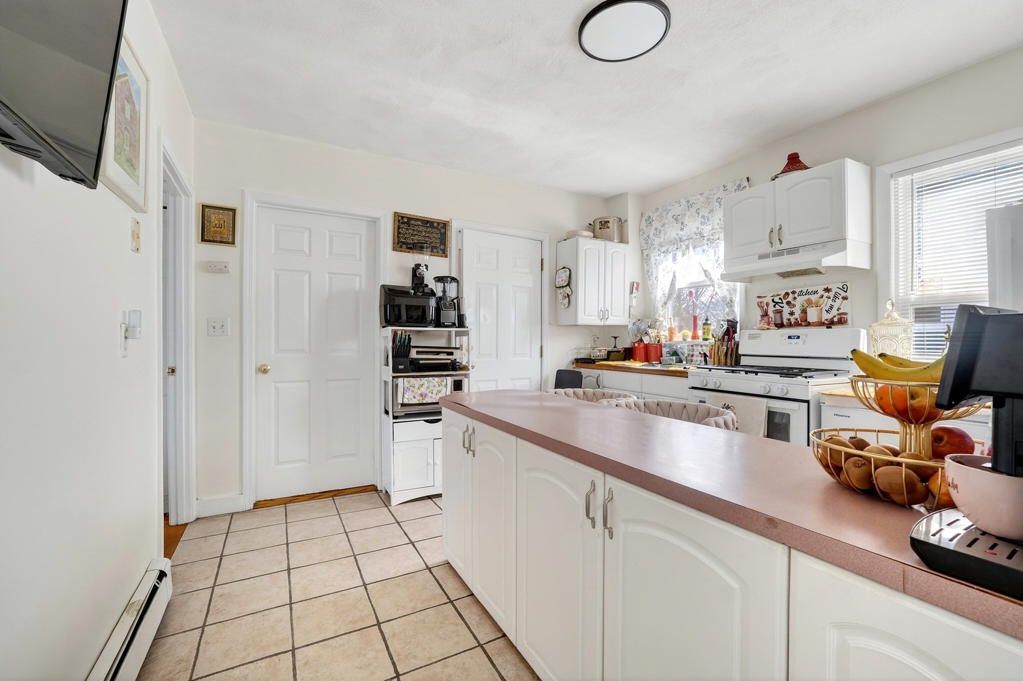 60 Kimball St, Malden, MA 02148 - Image 4
