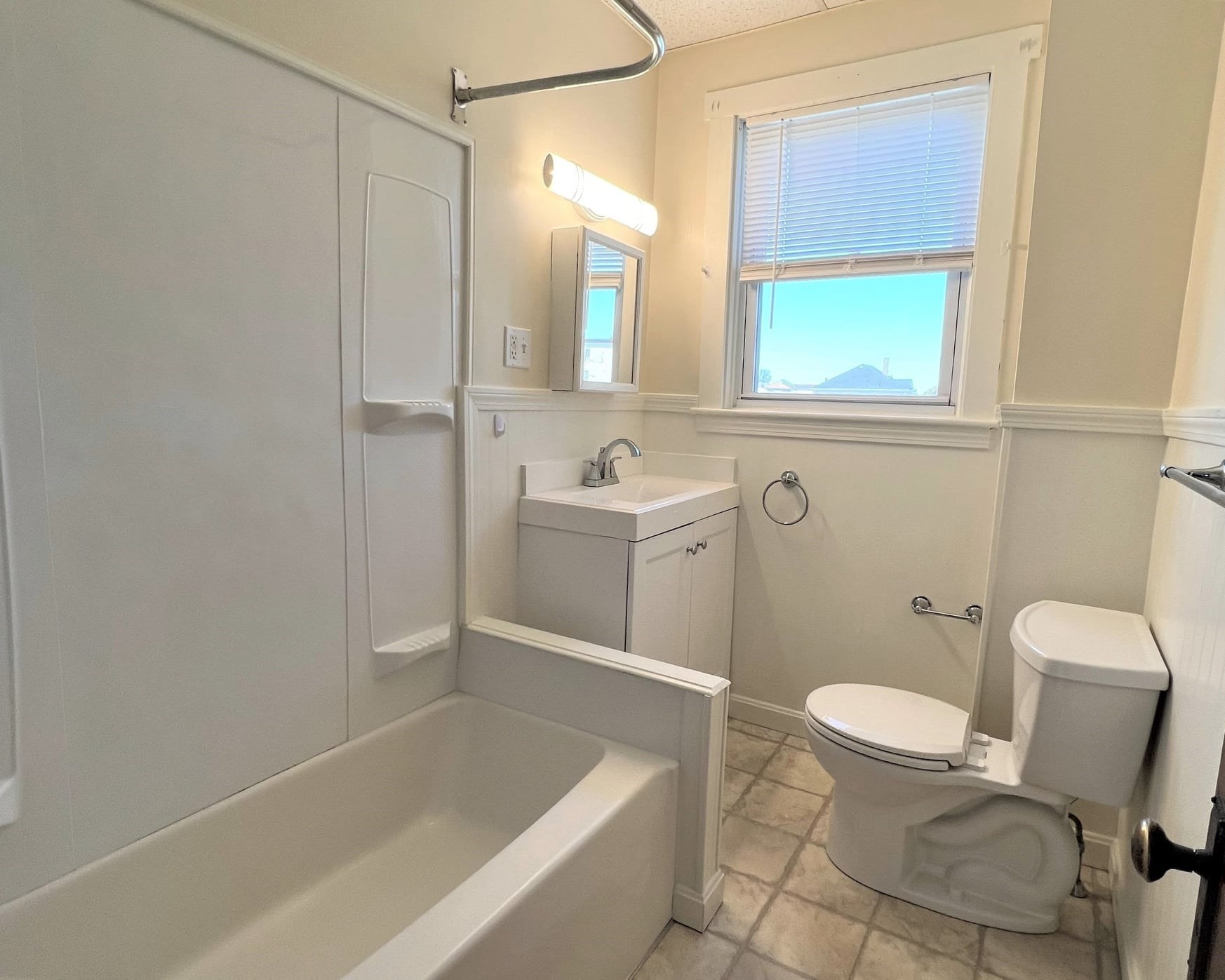 1146 Slade St, Fall River, MA 02724 - Image 27