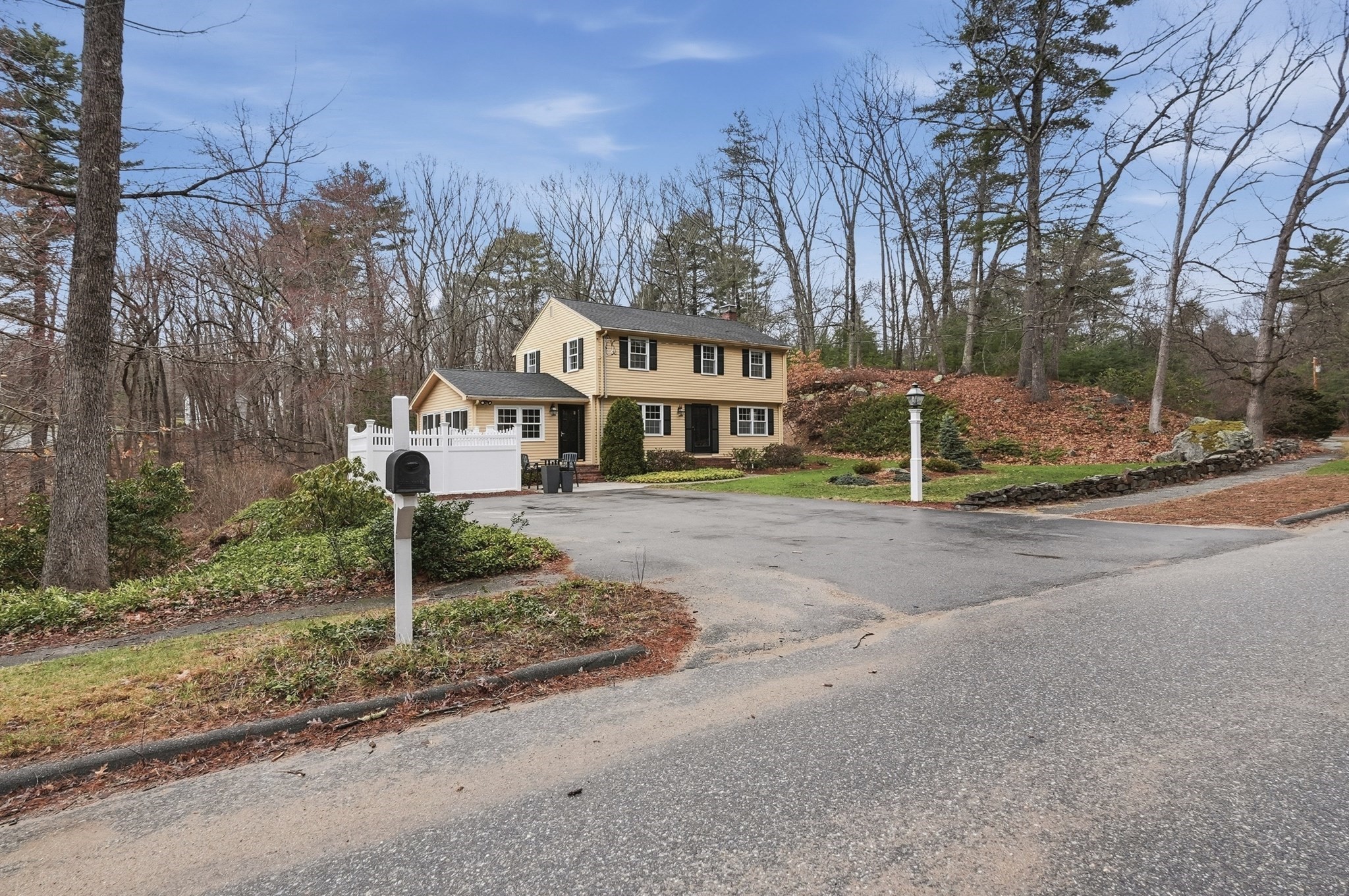 27 Marlboro Road, Georgetown, MA 01833