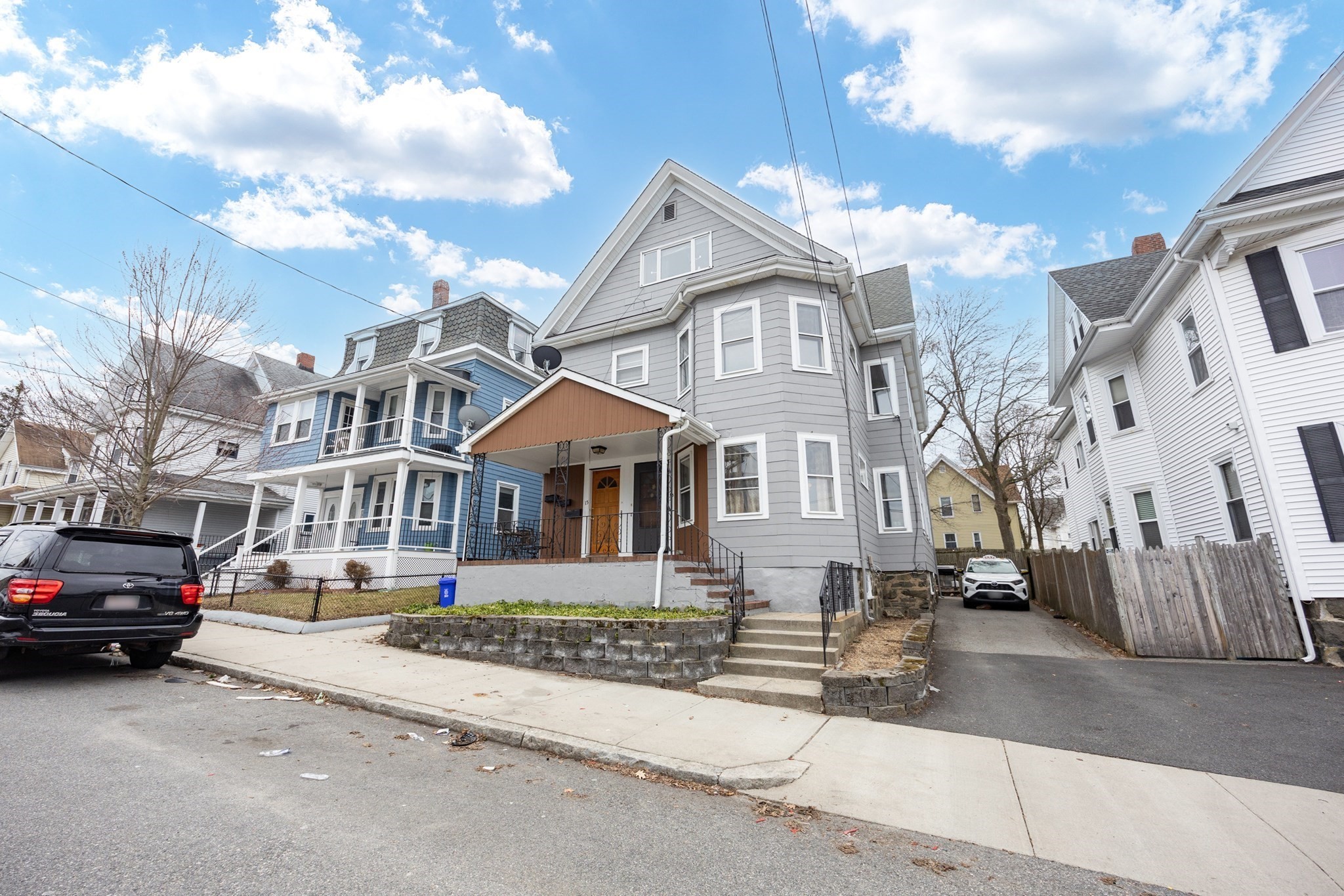 13 Tufts St, Malden, MA 02148