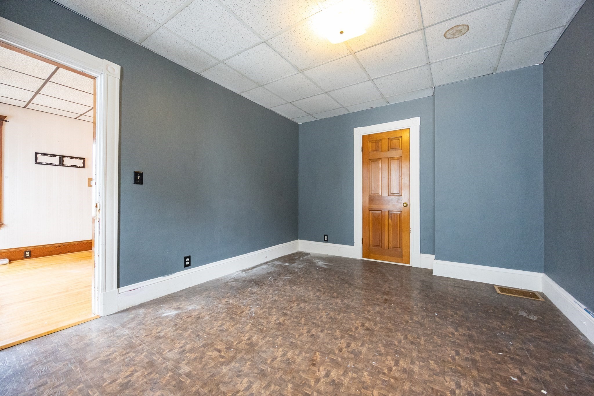 13 Tufts St, Malden, MA 02148 - Image 25