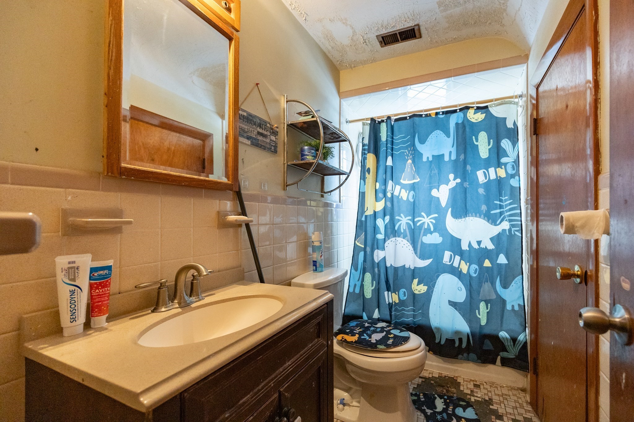 13 Tufts St, Malden, MA 02148 - Image 36