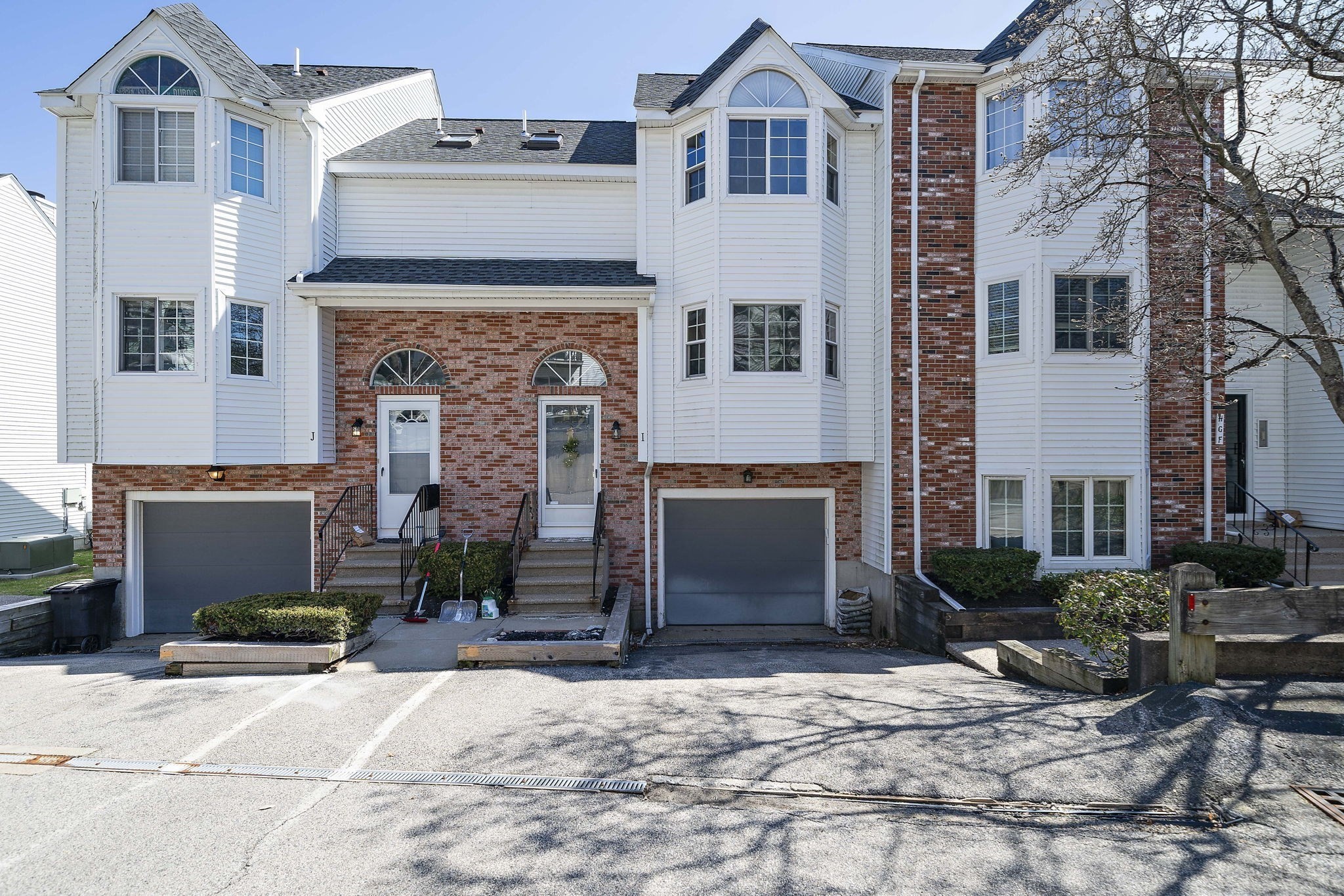117 Tall Oaks Dr Unit I, Weymouth, MA 02190