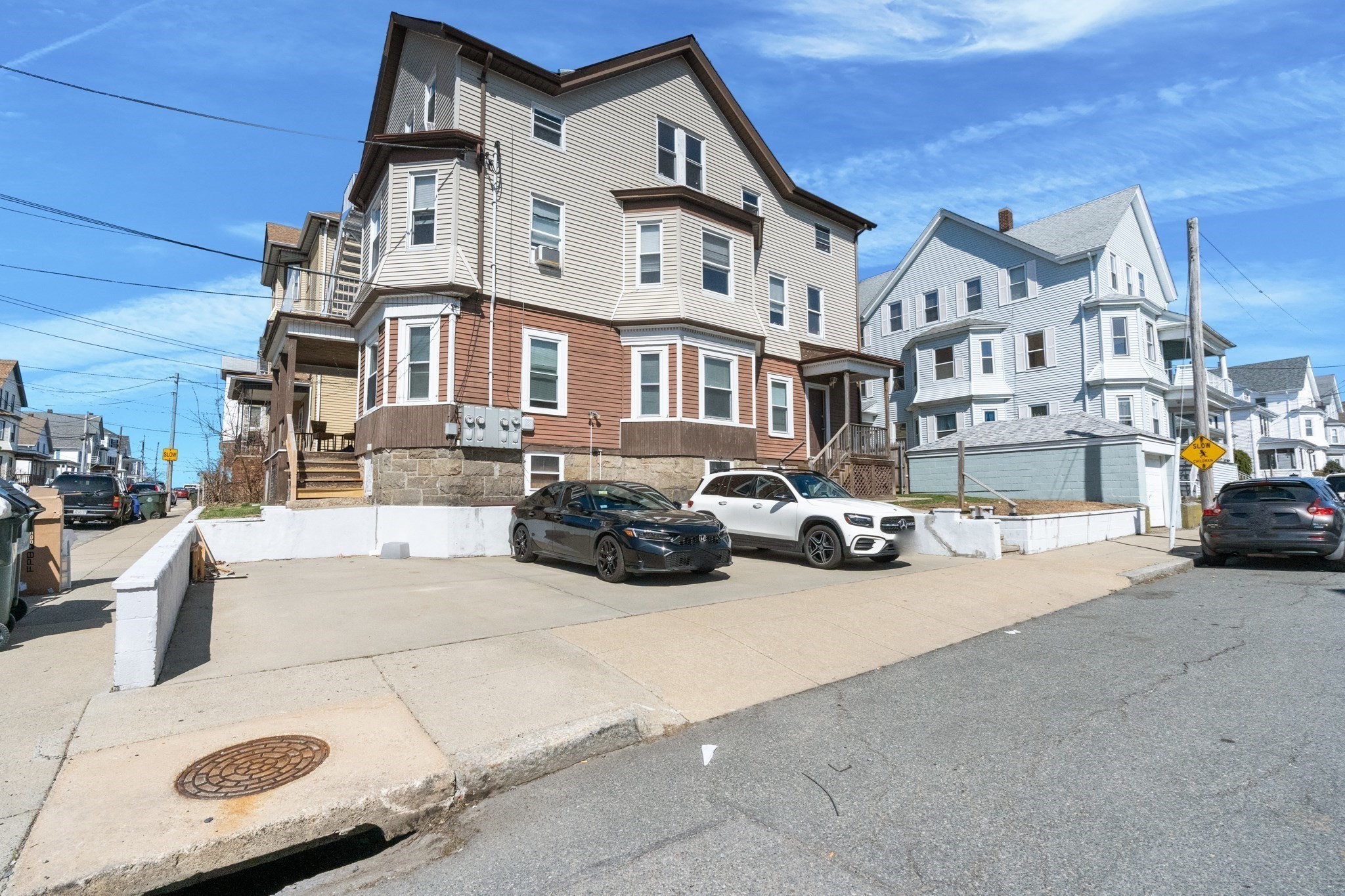 128 Cambridge St, Fall River, MA 02721