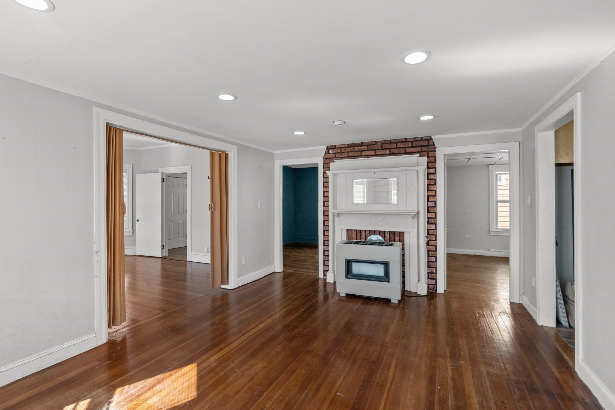 128 Cambridge St, Fall River, MA 02721 - Image 19
