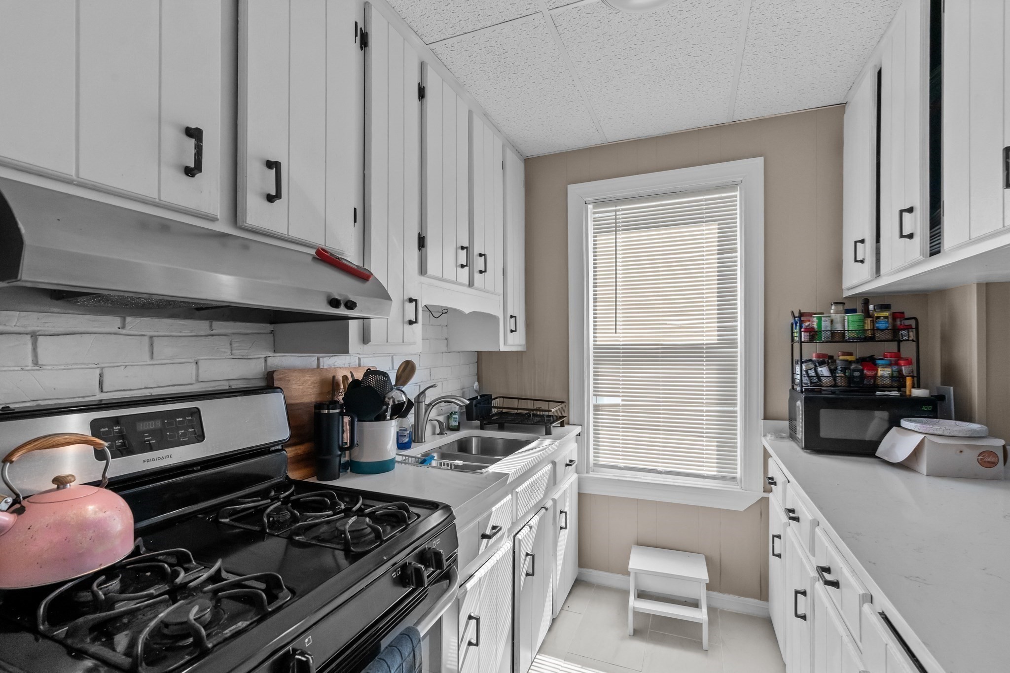 128 Cambridge St, Fall River, MA 02721 - Image 6